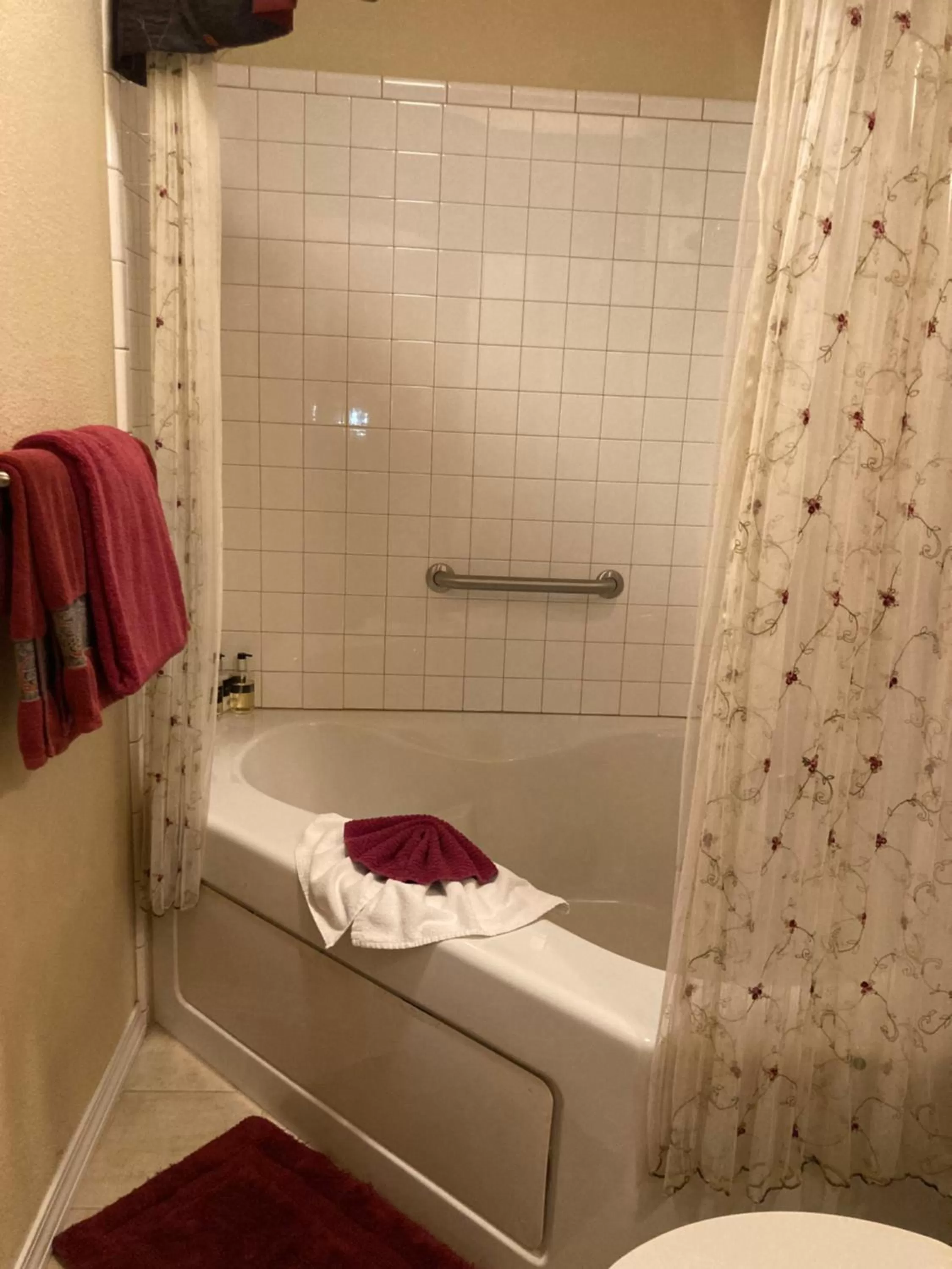 Bathroom in All Seasons Inn