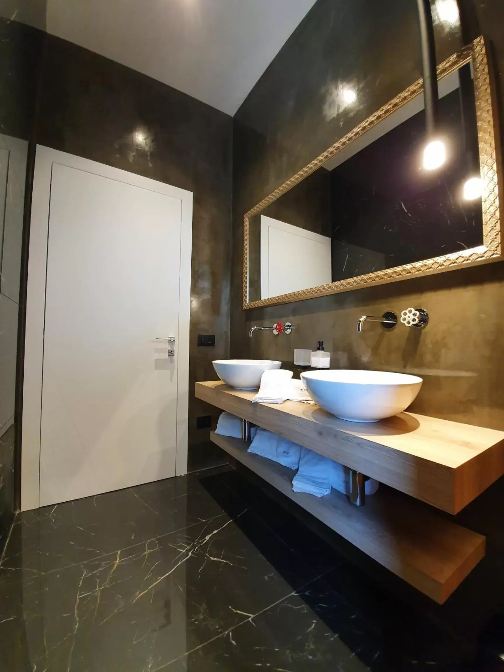 Bathroom in MY HOUSE LUXURY HOME