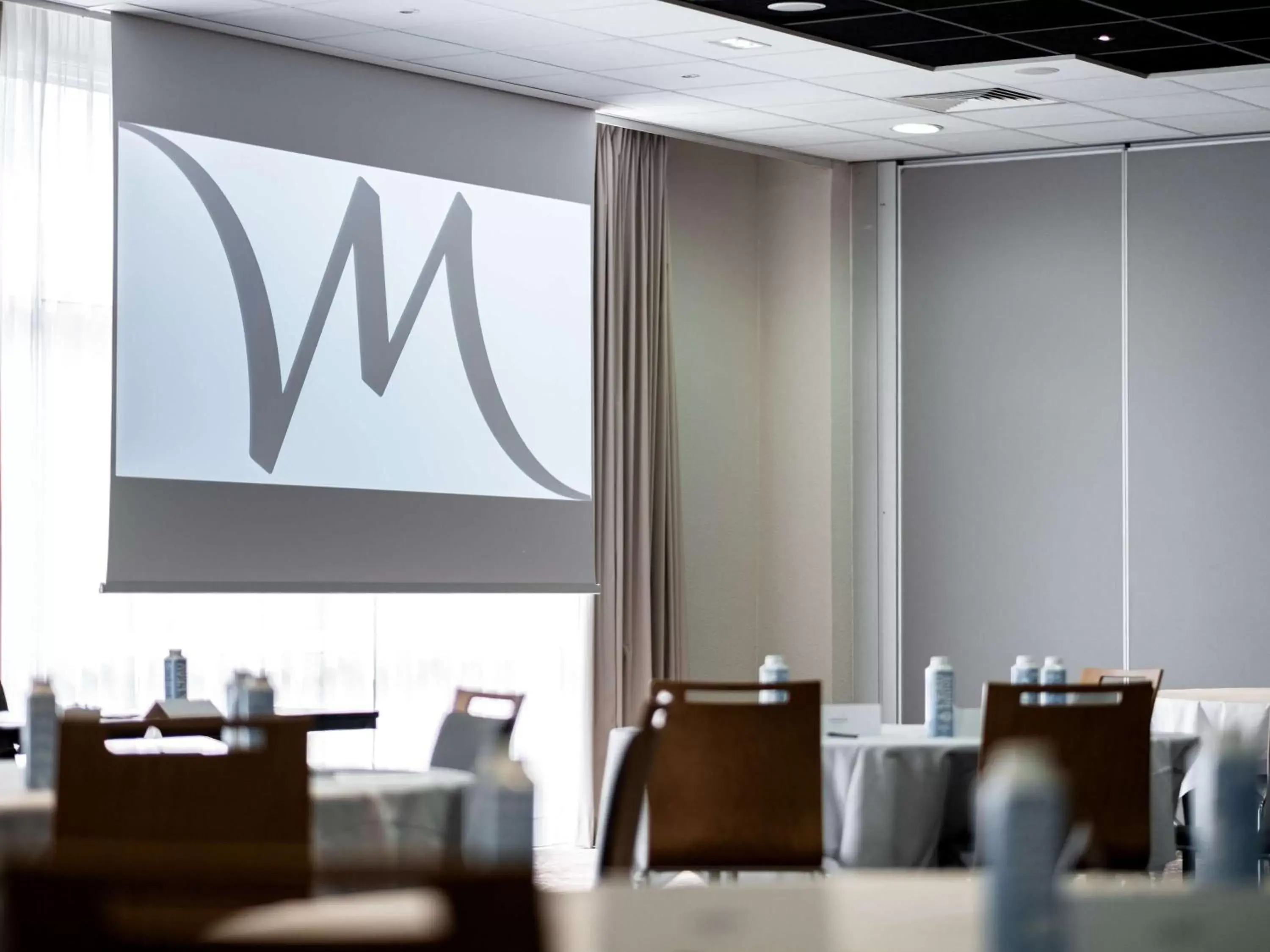 Meeting/conference room, Restaurant/Places to Eat in Mercure Compiègne Sud