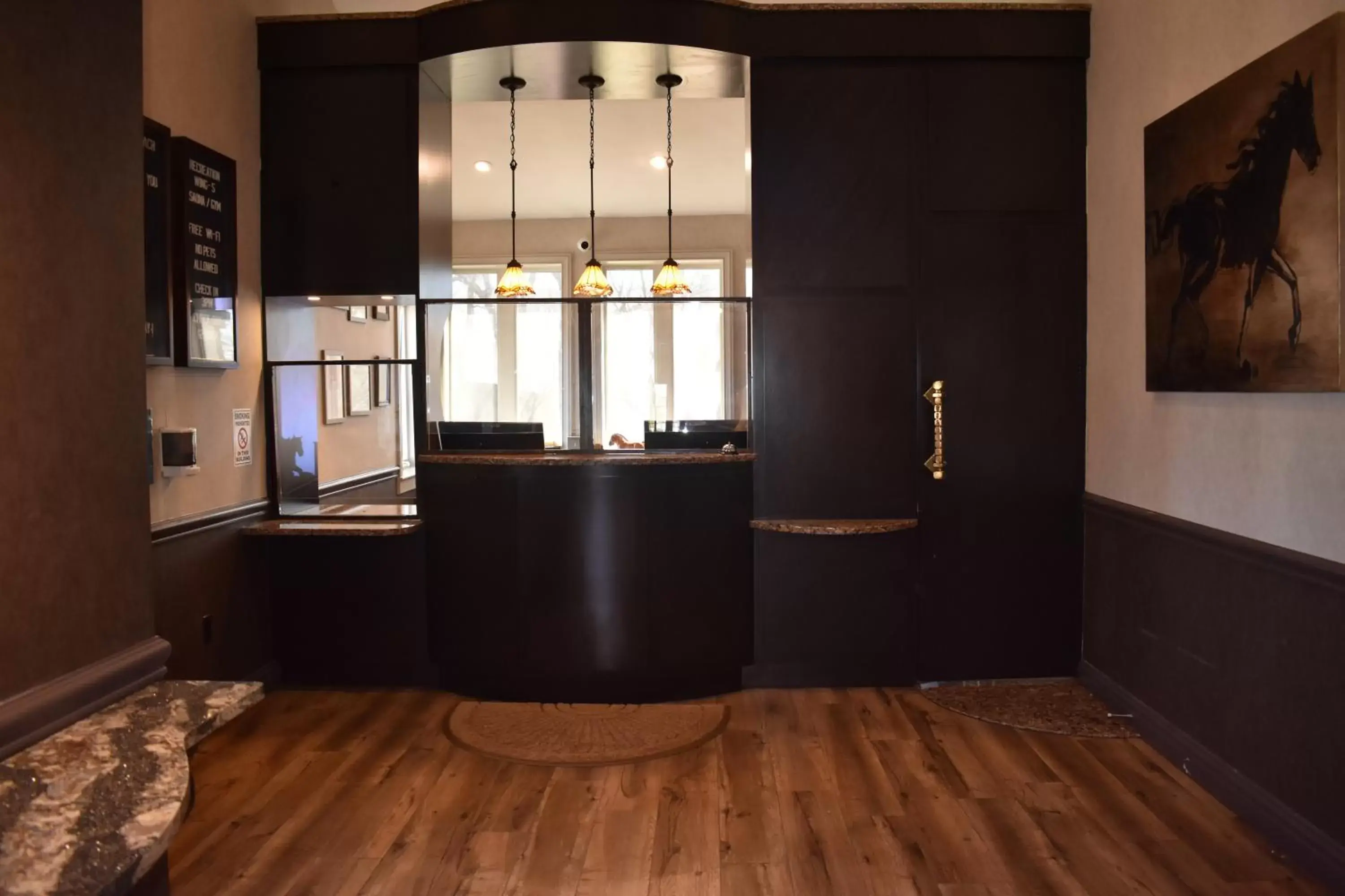 Lobby or reception in East Norwich Inn Lobby or reception in East Norwich Inn