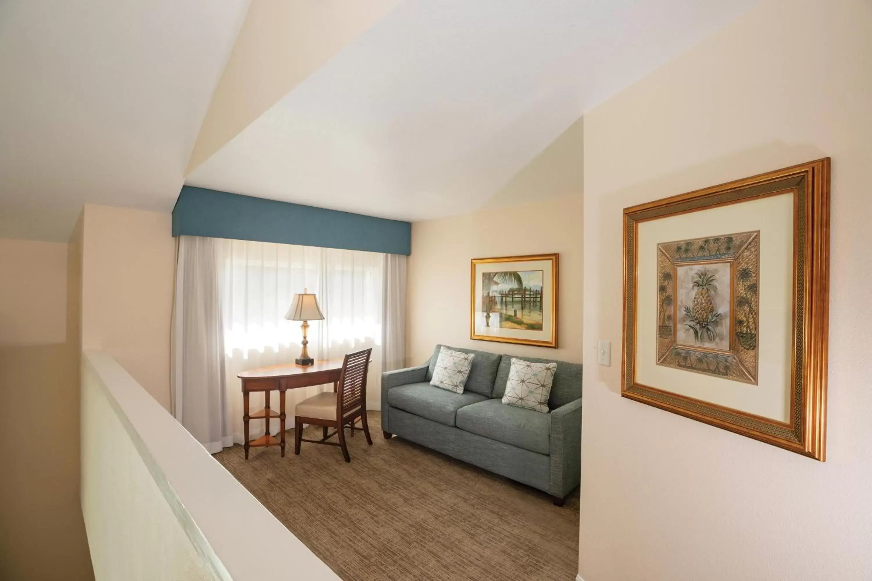 Living room, Seating Area in Sheraton Vistana Resort Villas, Lake Buena Vista Orlando