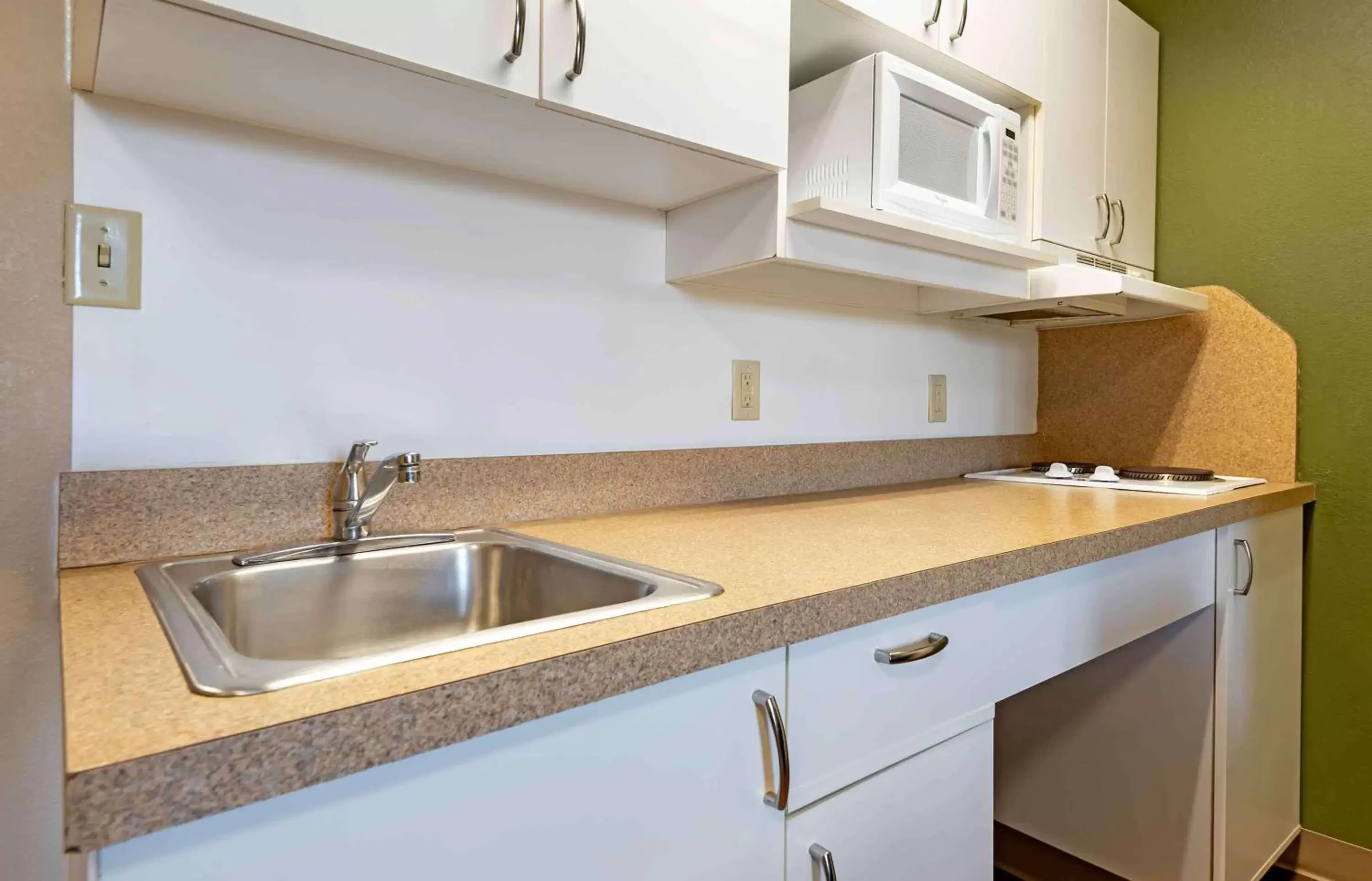 Bedroom, Kitchen/Kitchenette in Extended Stay America Suites - Rochester - Henrietta