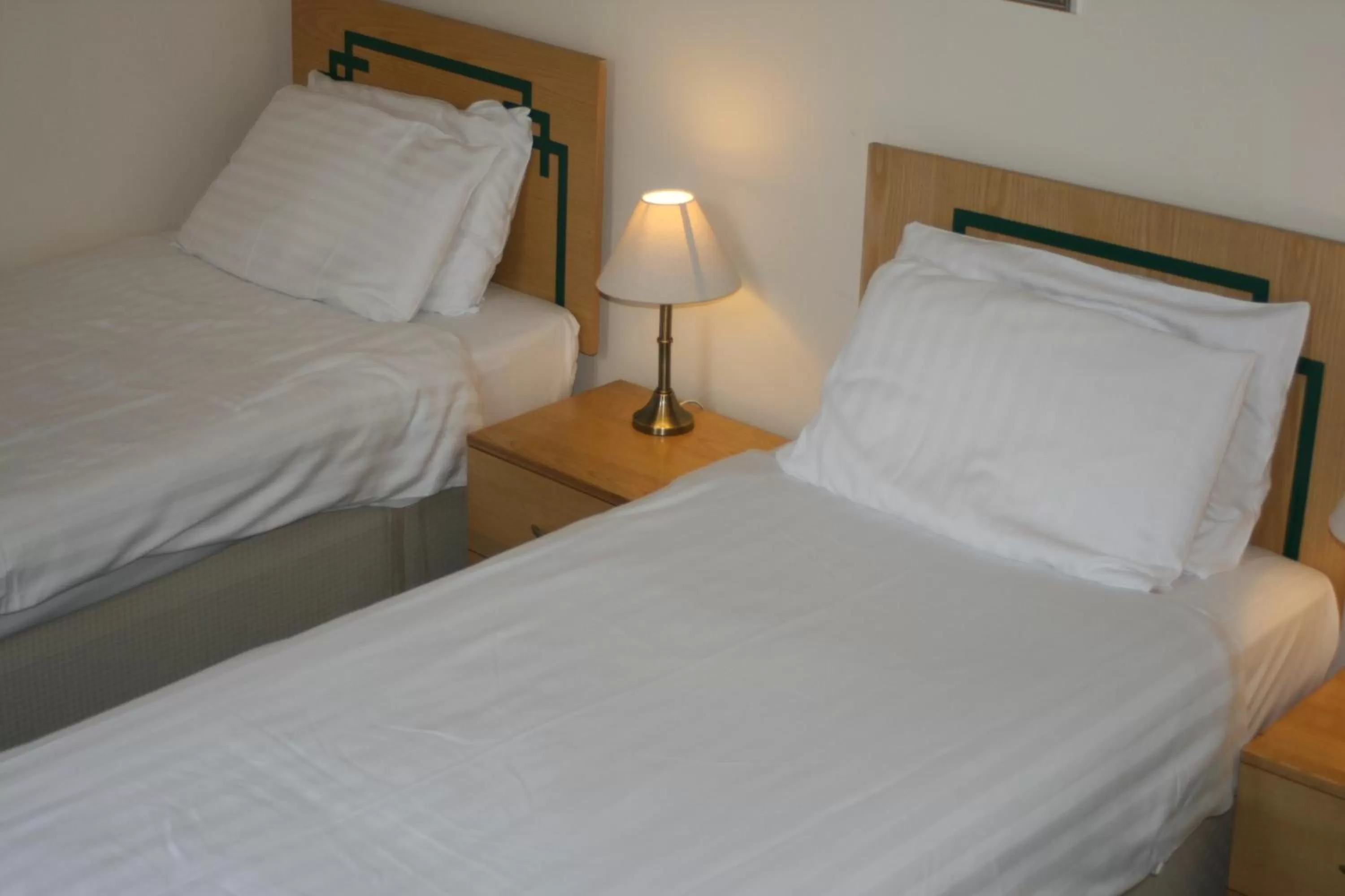 Bed in Hanover Hotel & McCartney's Bar