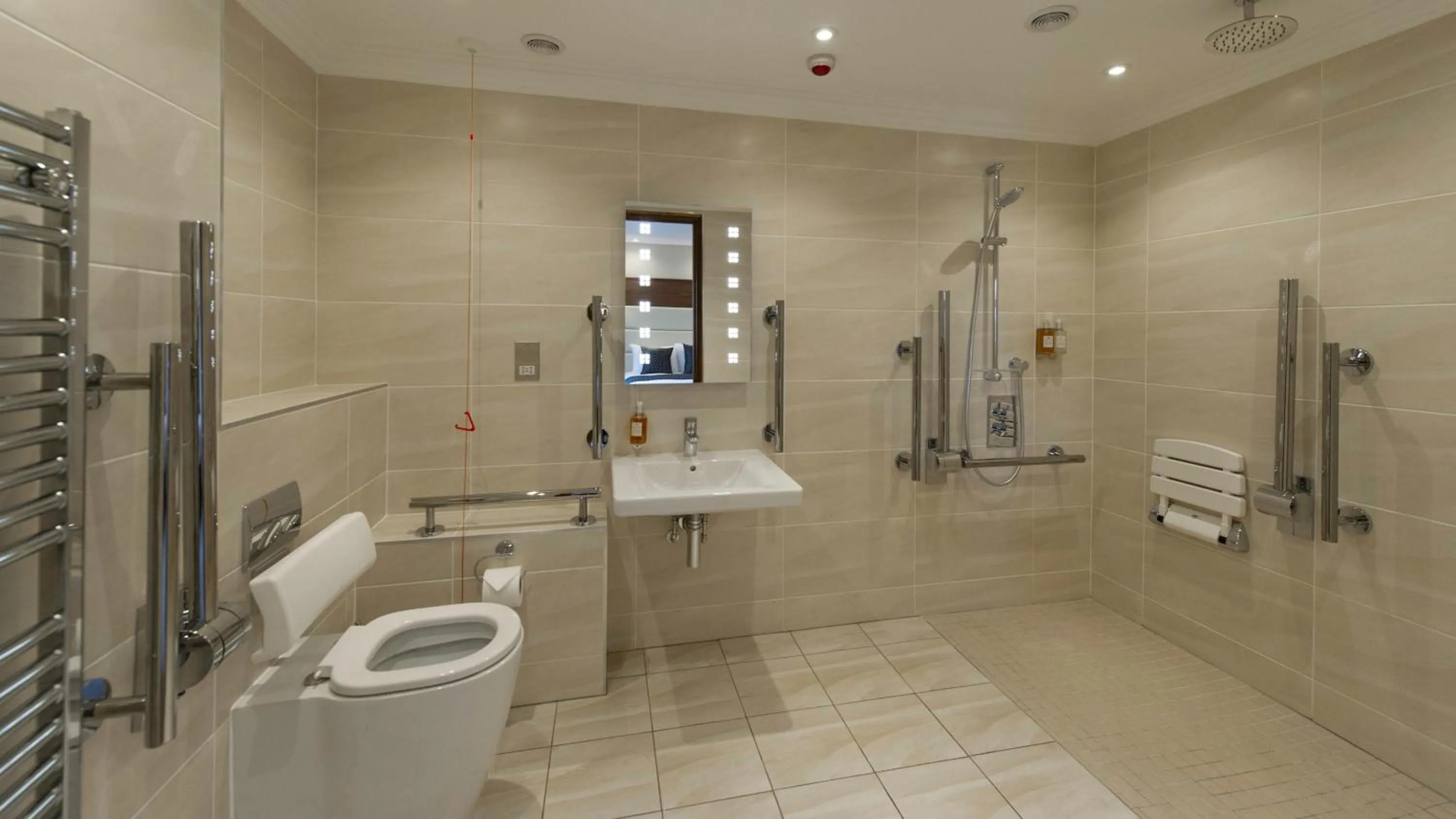 Bathroom in The Devon Hotel