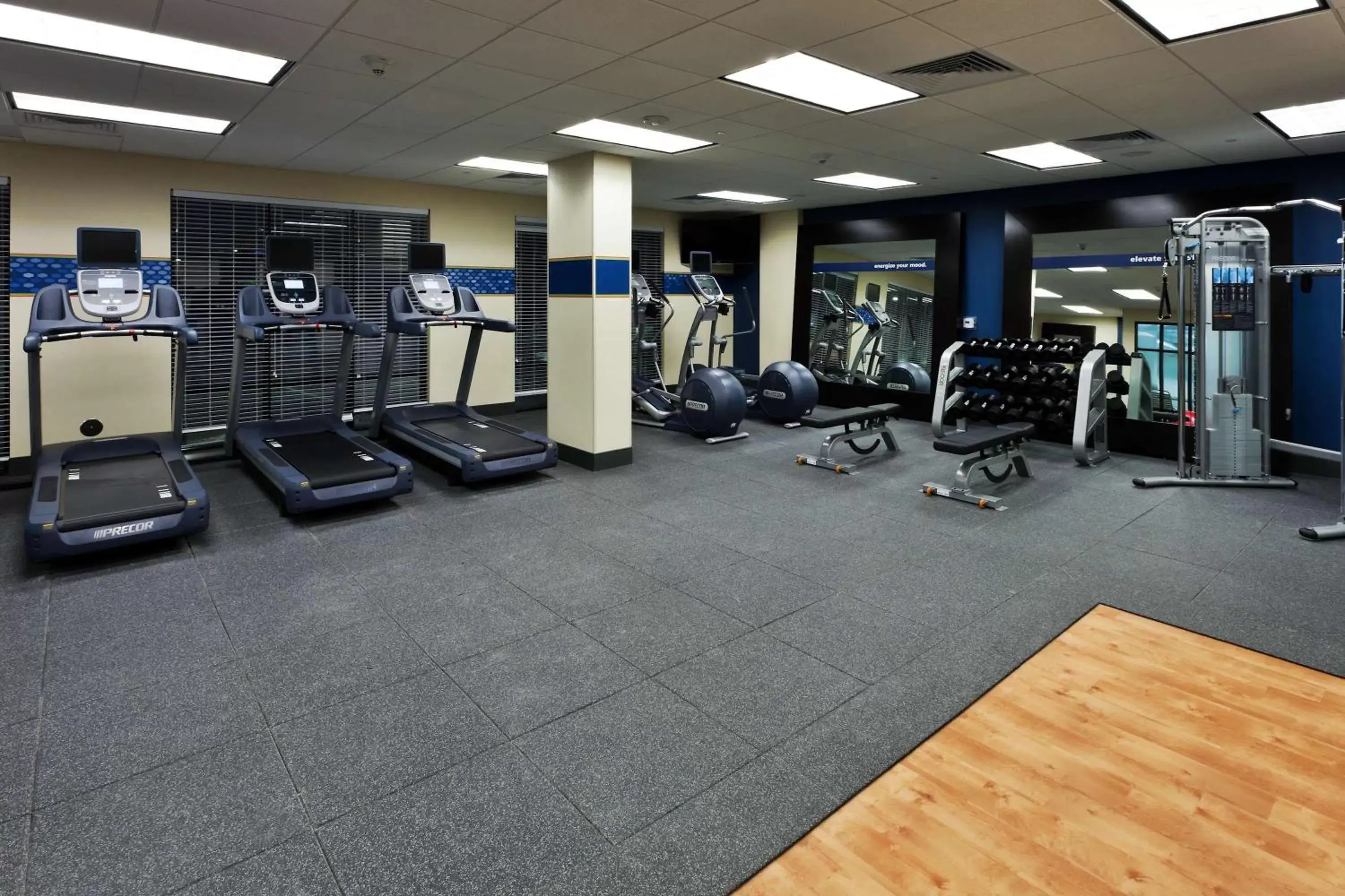 Fitness centre/facilities in Hampton Inn & Suites Denver Airport / Gateway Park Fitness centre/facilities in Hampton Inn & Suites Denver Airport / Gateway Park