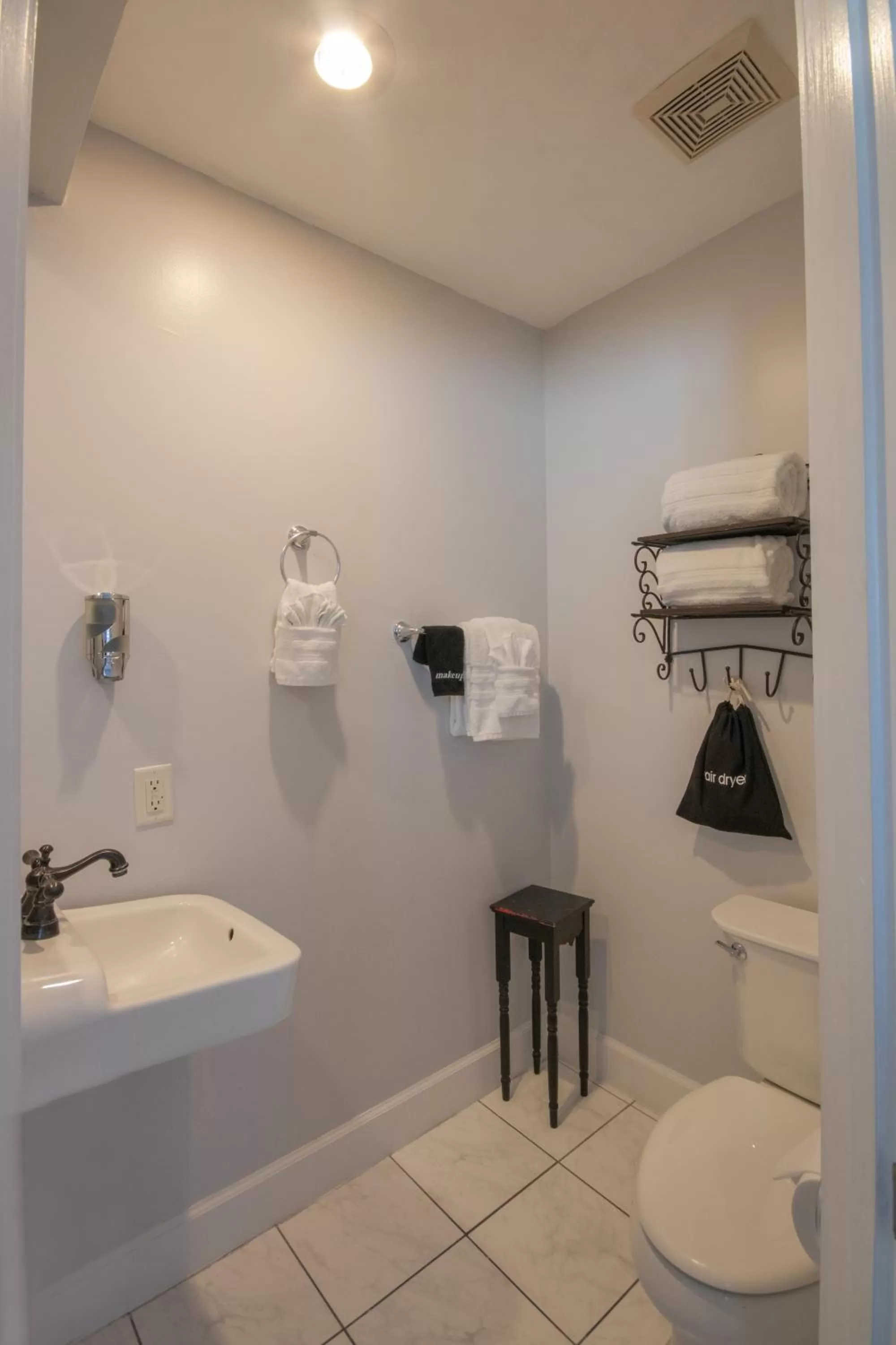 Bathroom in Inn on Charlotte