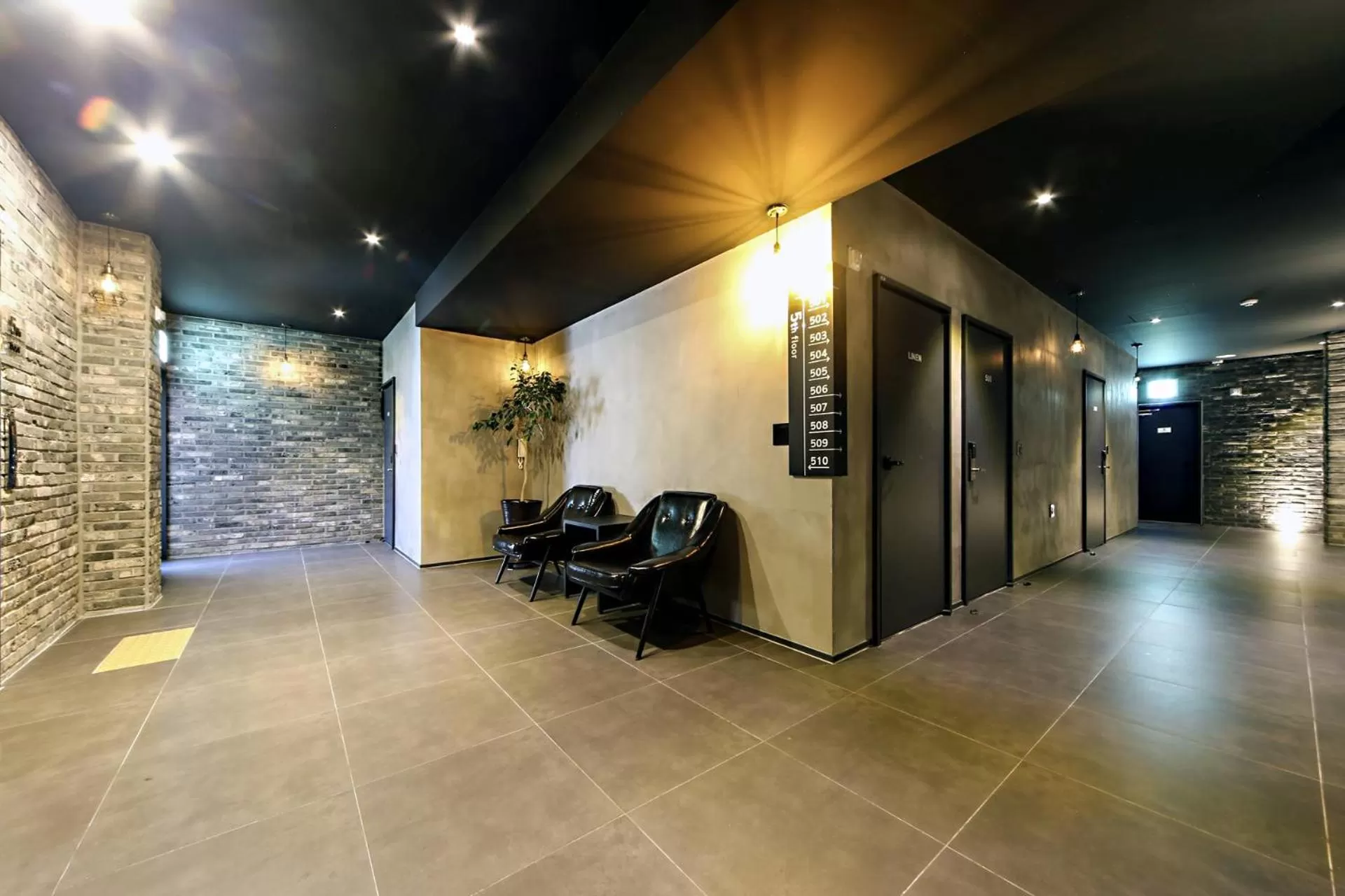 Lobby or reception in Masan Almond Hotel