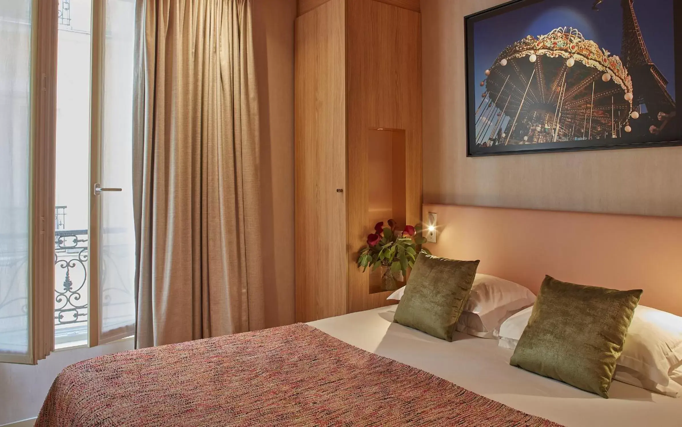 Bedroom, Bed in Hotel Atmospheres