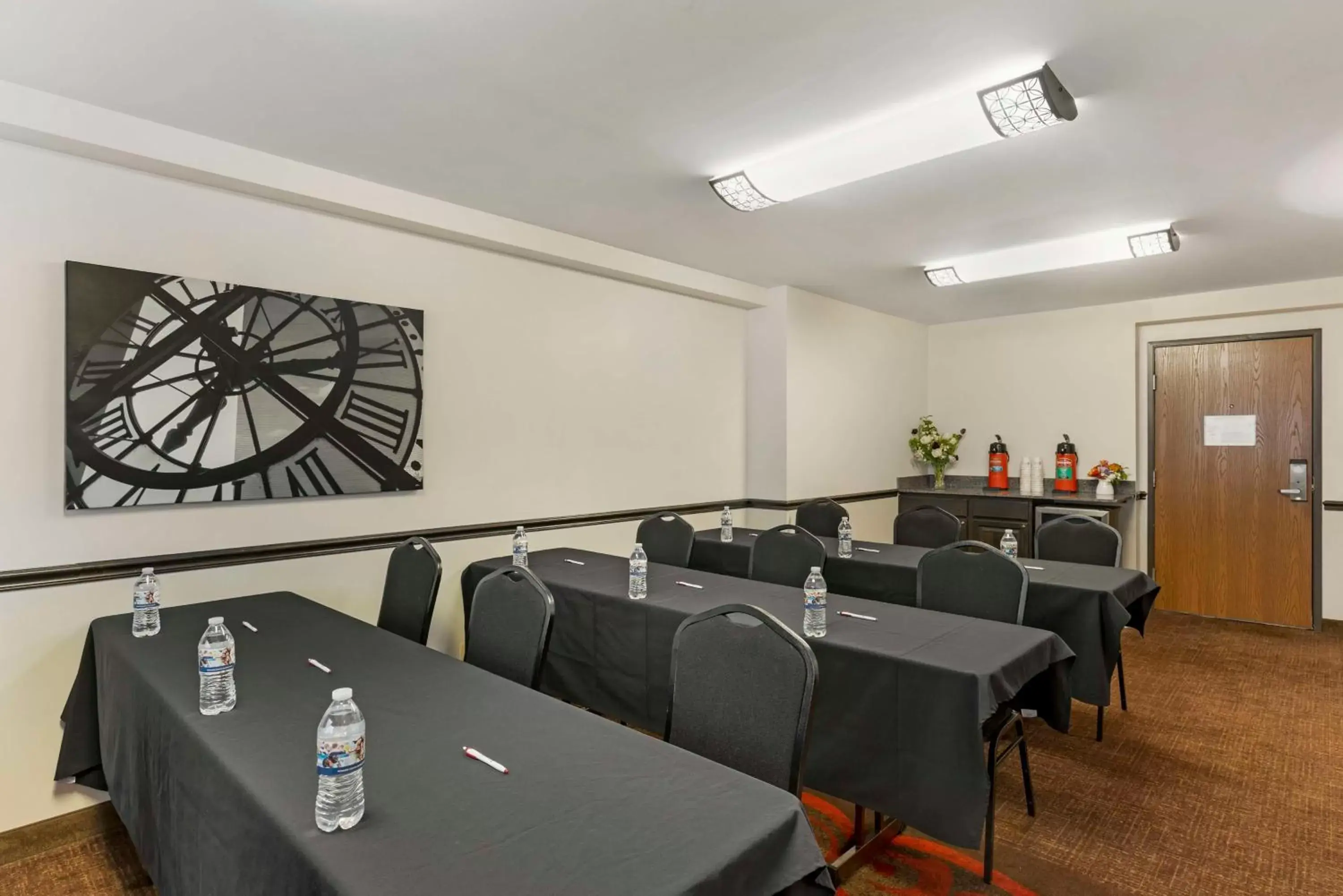 Meeting/conference room in Best Western Plus The Charles Hotel