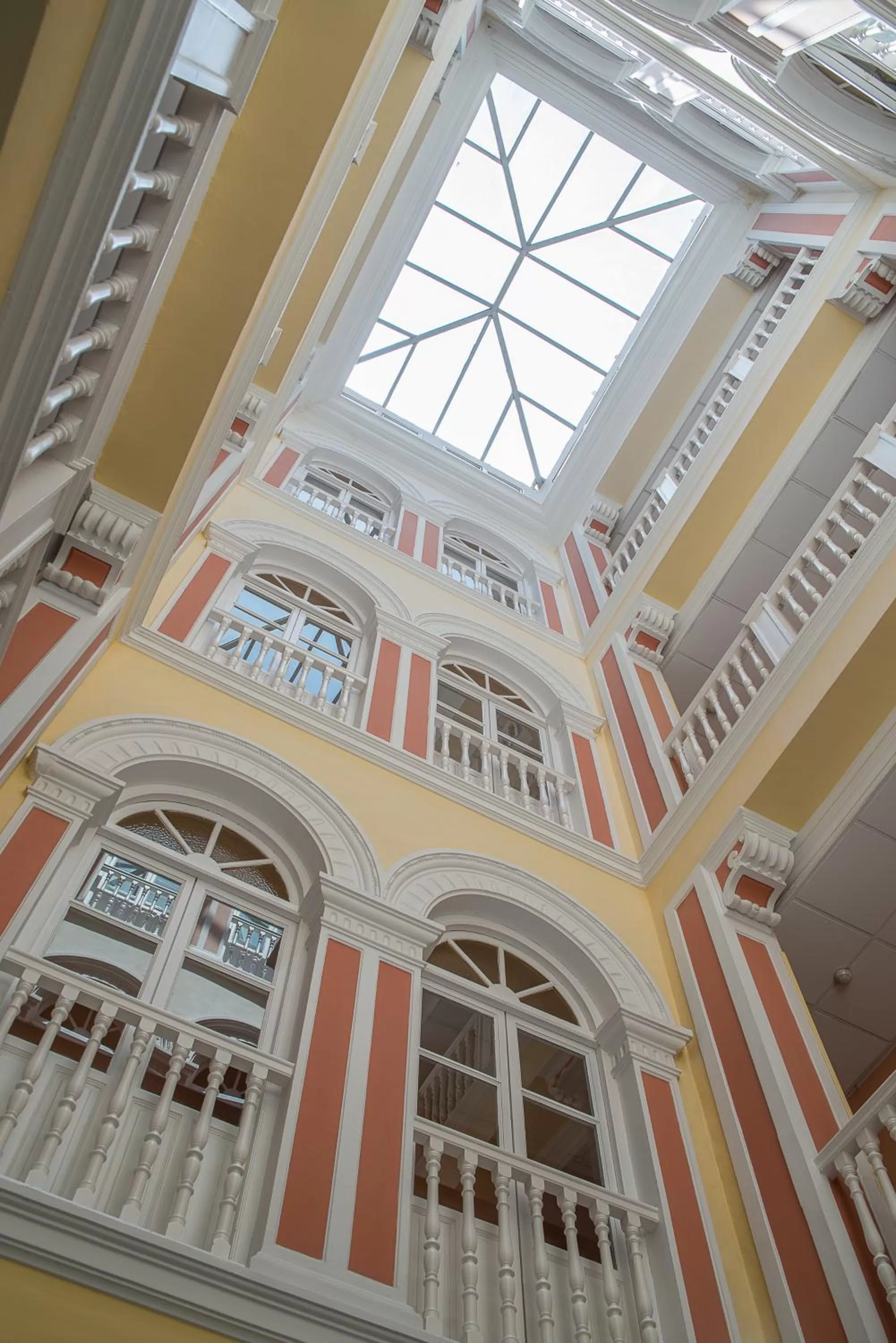 Facade/entrance in Hotel Inglaterra