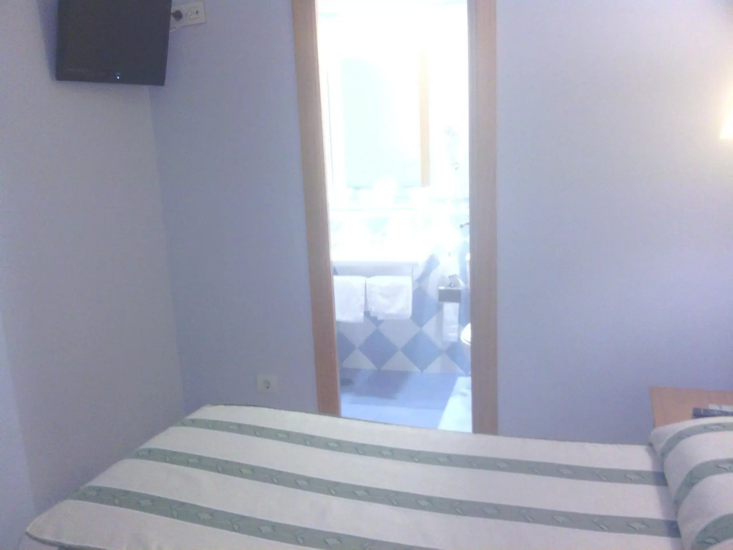 Bedroom, Bed in Hotel Goya