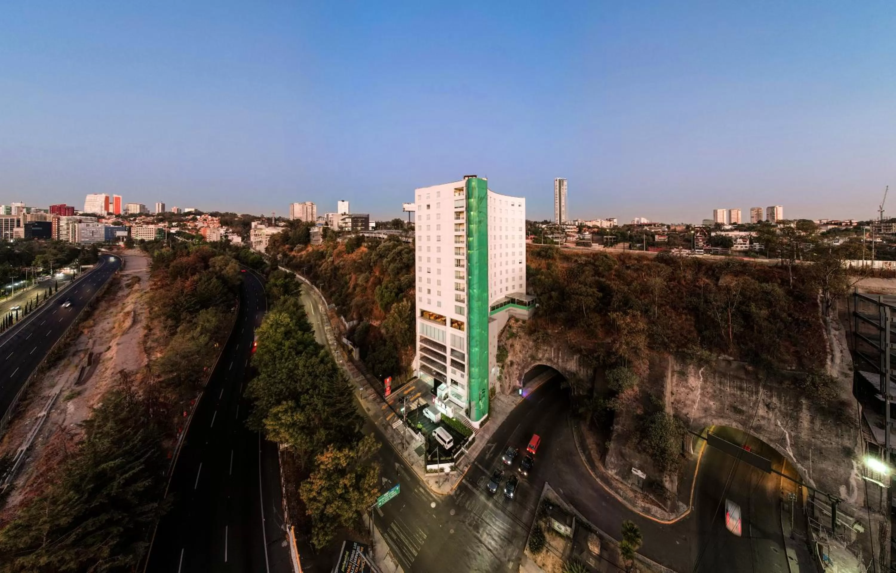 Property building in Gamma Ciudad de Mexico Santa Fe