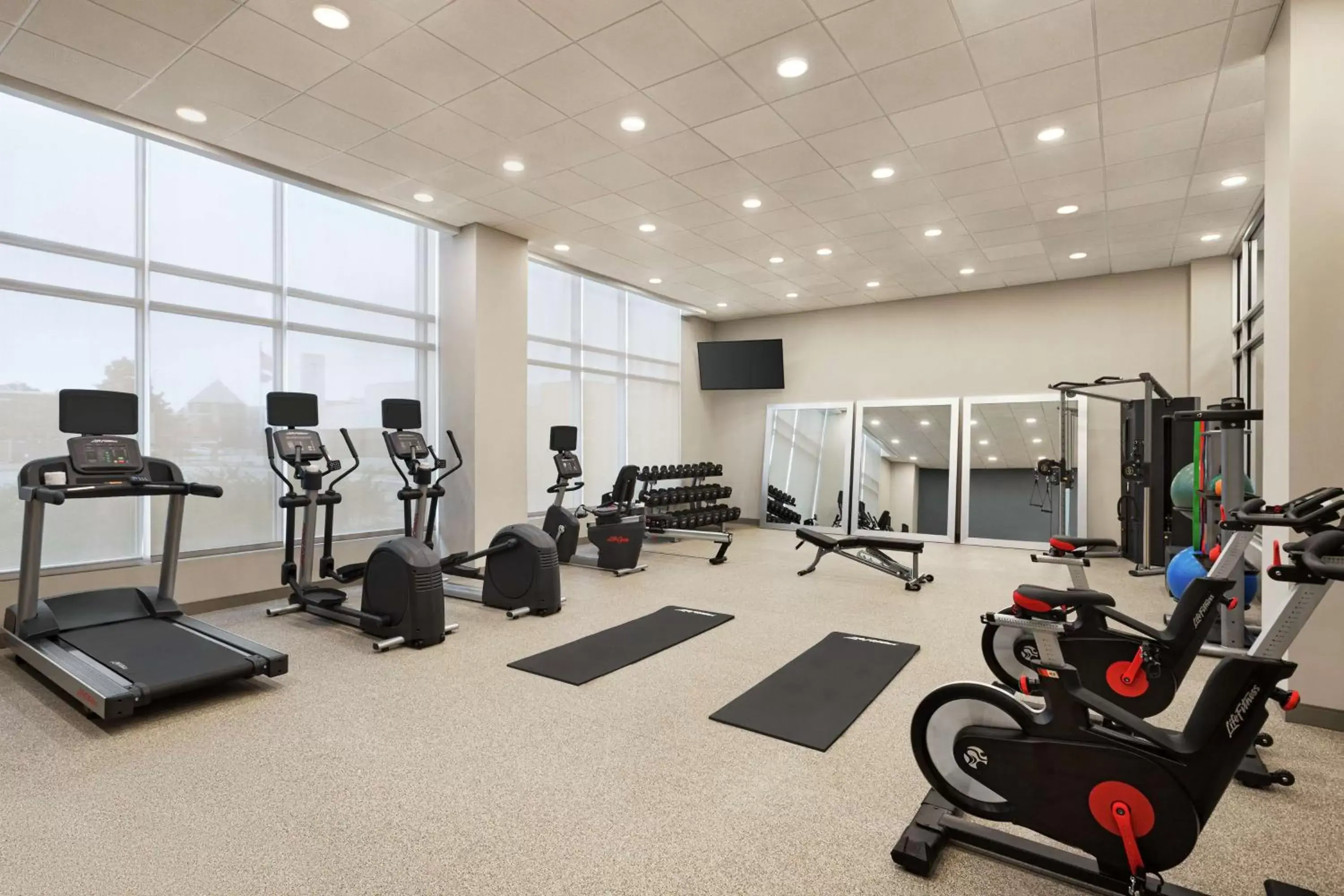 Fitness centre/facilities, Fitness Center/Facilities in Hampton Inn Indianapolis Downtown IUPUI