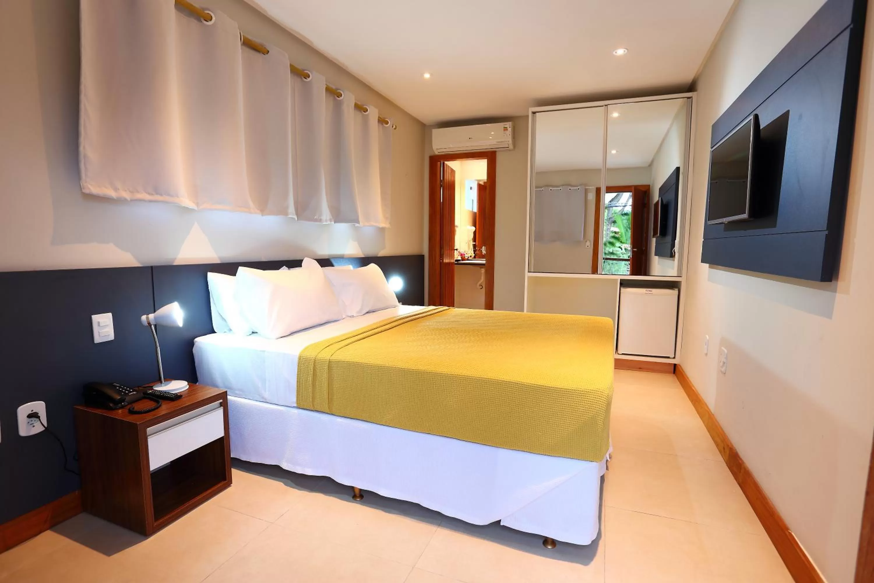 Double or Twin Room in Hotel Flamingo Beach by HC