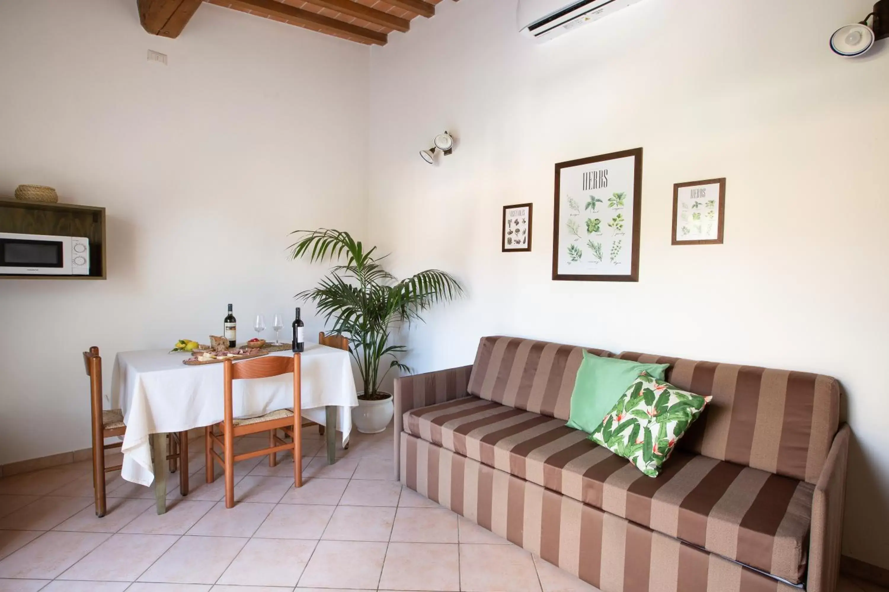 Living room in Borgo Verde