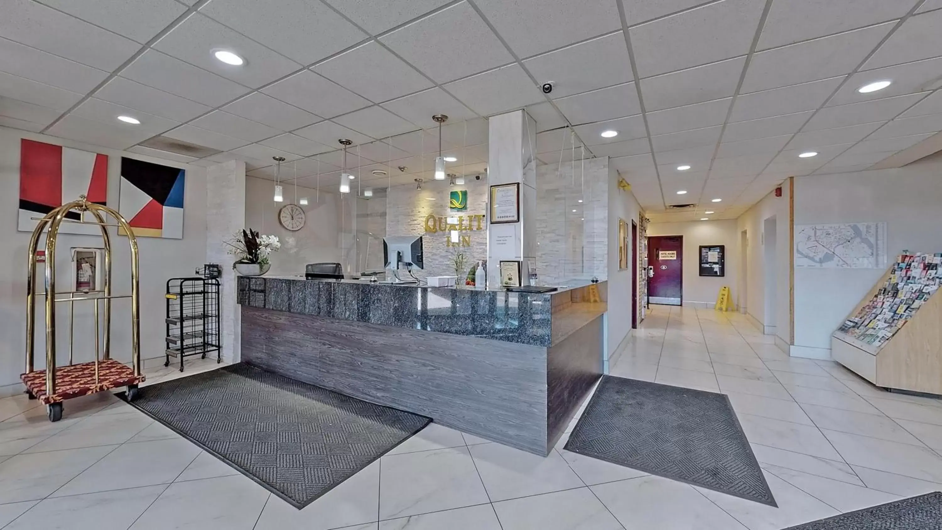 Lobby or reception in Ramada by Wyndham Arnprior Lobby or reception in Ramada by Wyndham Arnprior