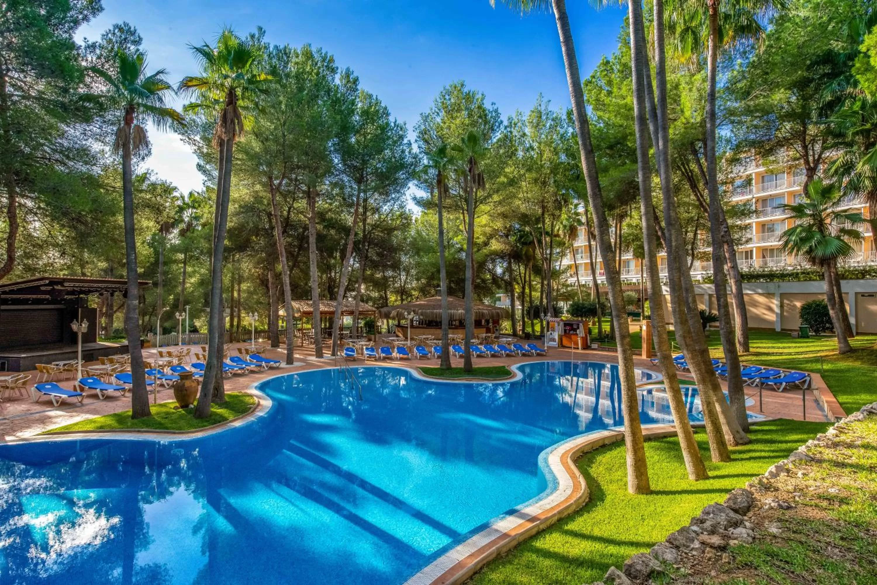 Spring in Valentin Grand Park Suite Hotel