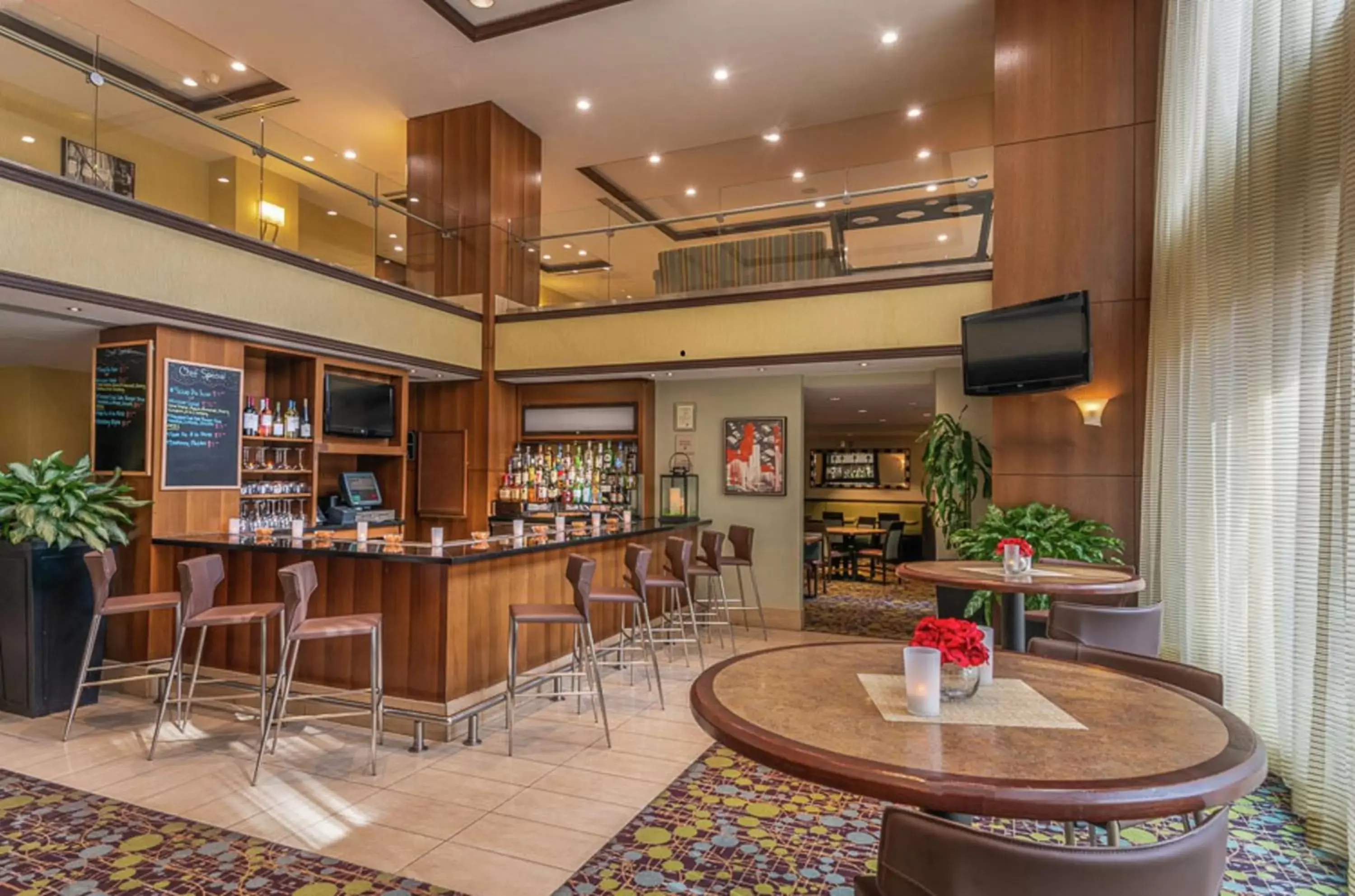 Restaurant/places to eat, Lounge/Bar in Hilton Garden Inn Bethesda Downtown