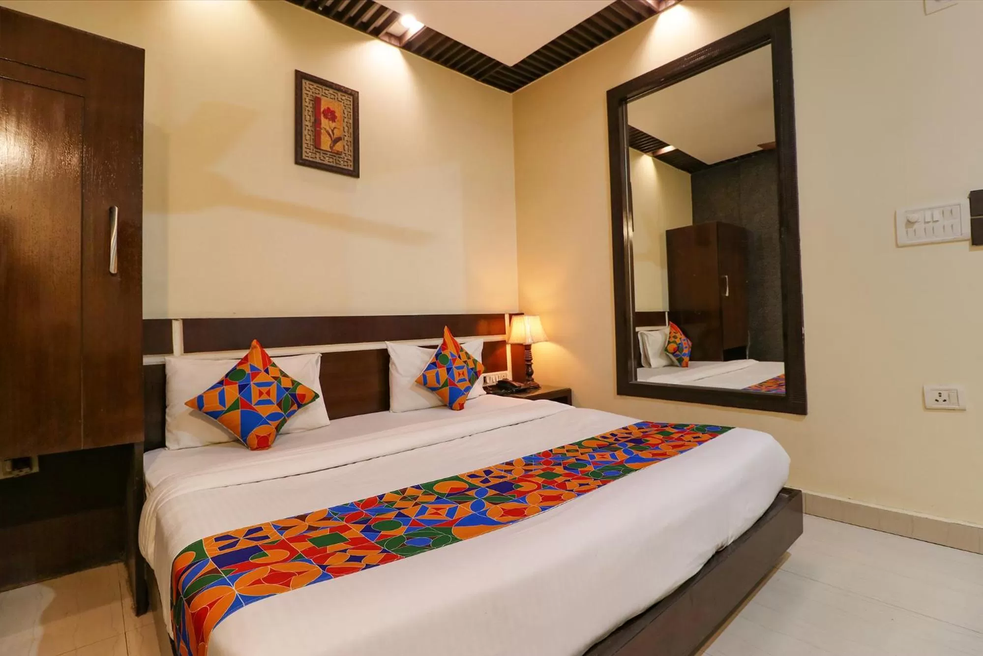 Bed in Staybook - Hotel City Stories - By Aira Xing, Paharganj, New Delhi