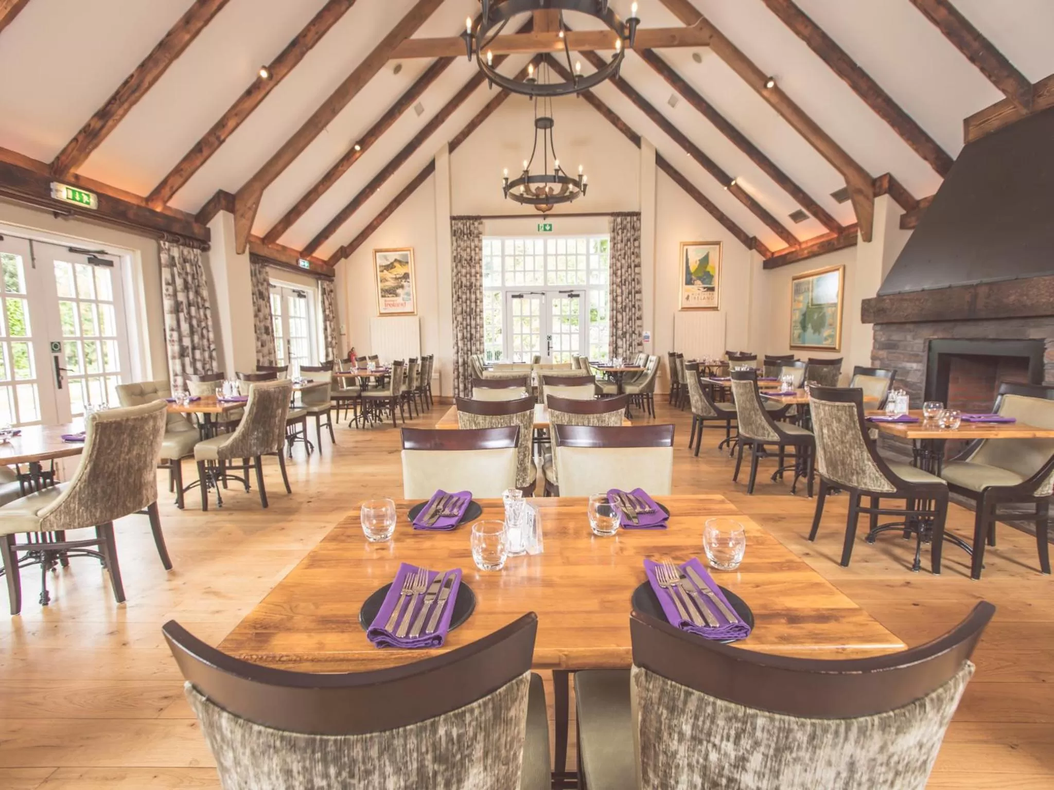 Restaurant/places to eat in Ballygally Castle