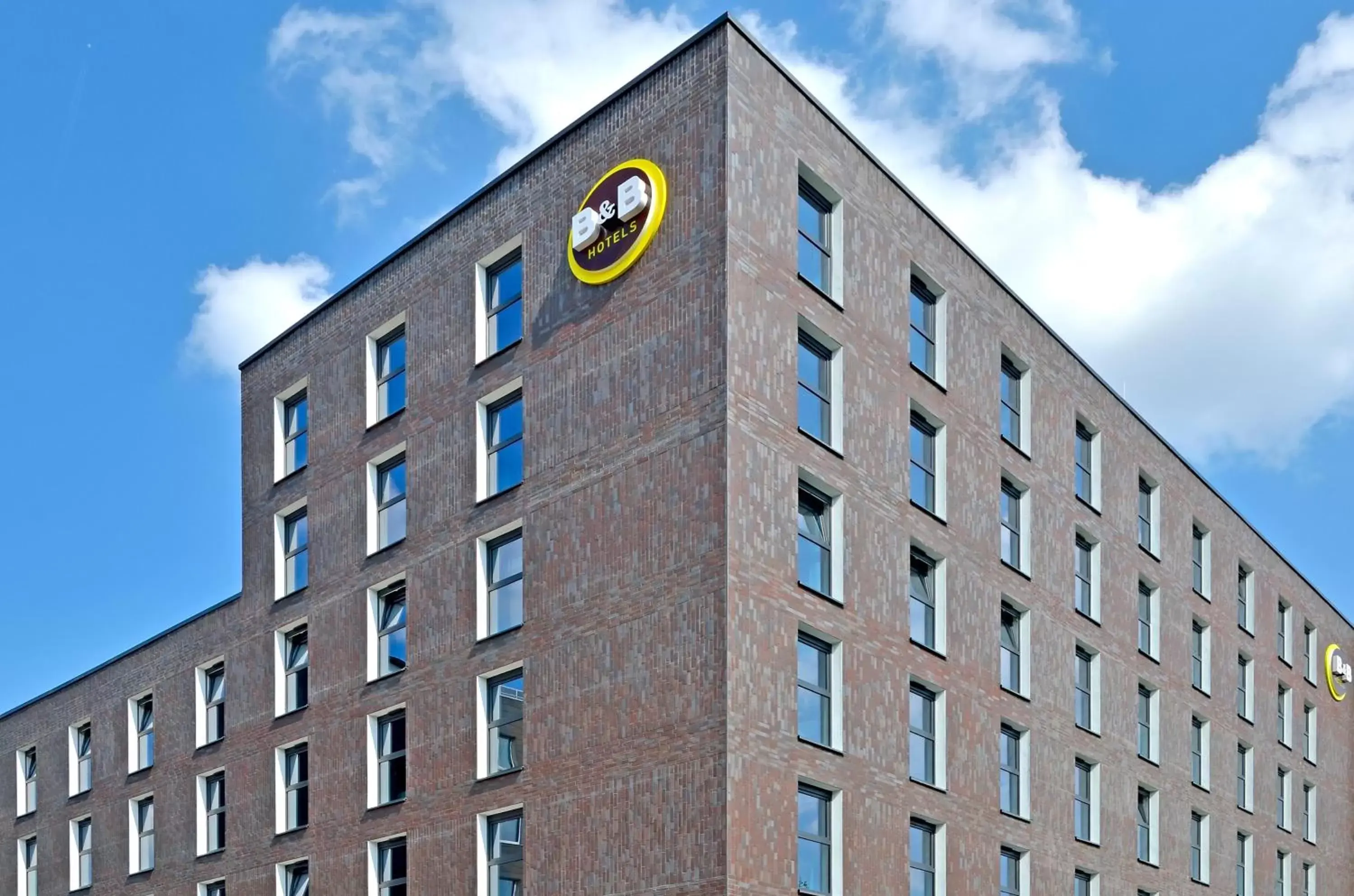 Property Building in B&B Hotel Dortmund-City
