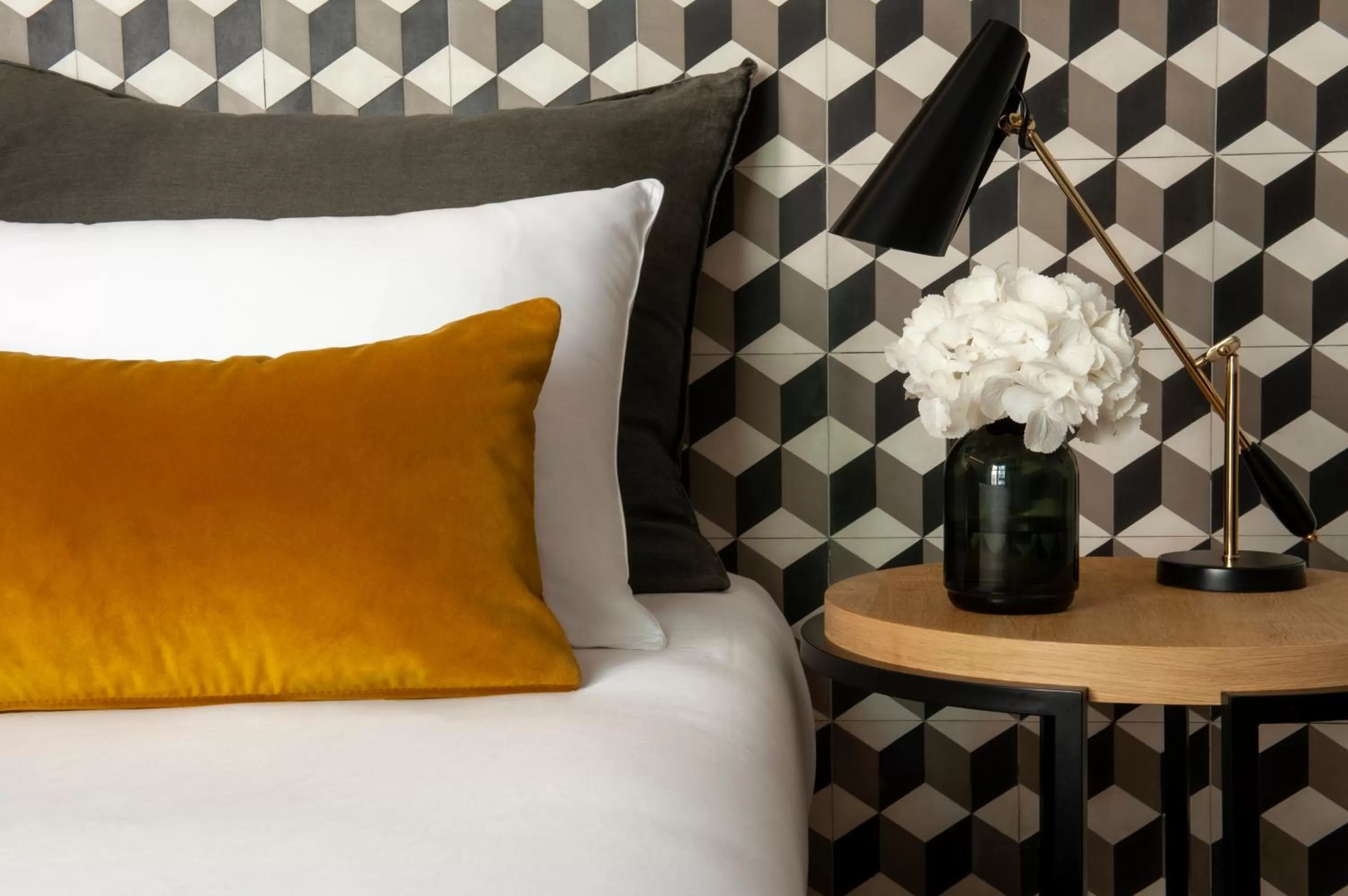 Decorative detail, Bed in Serras Barcelona