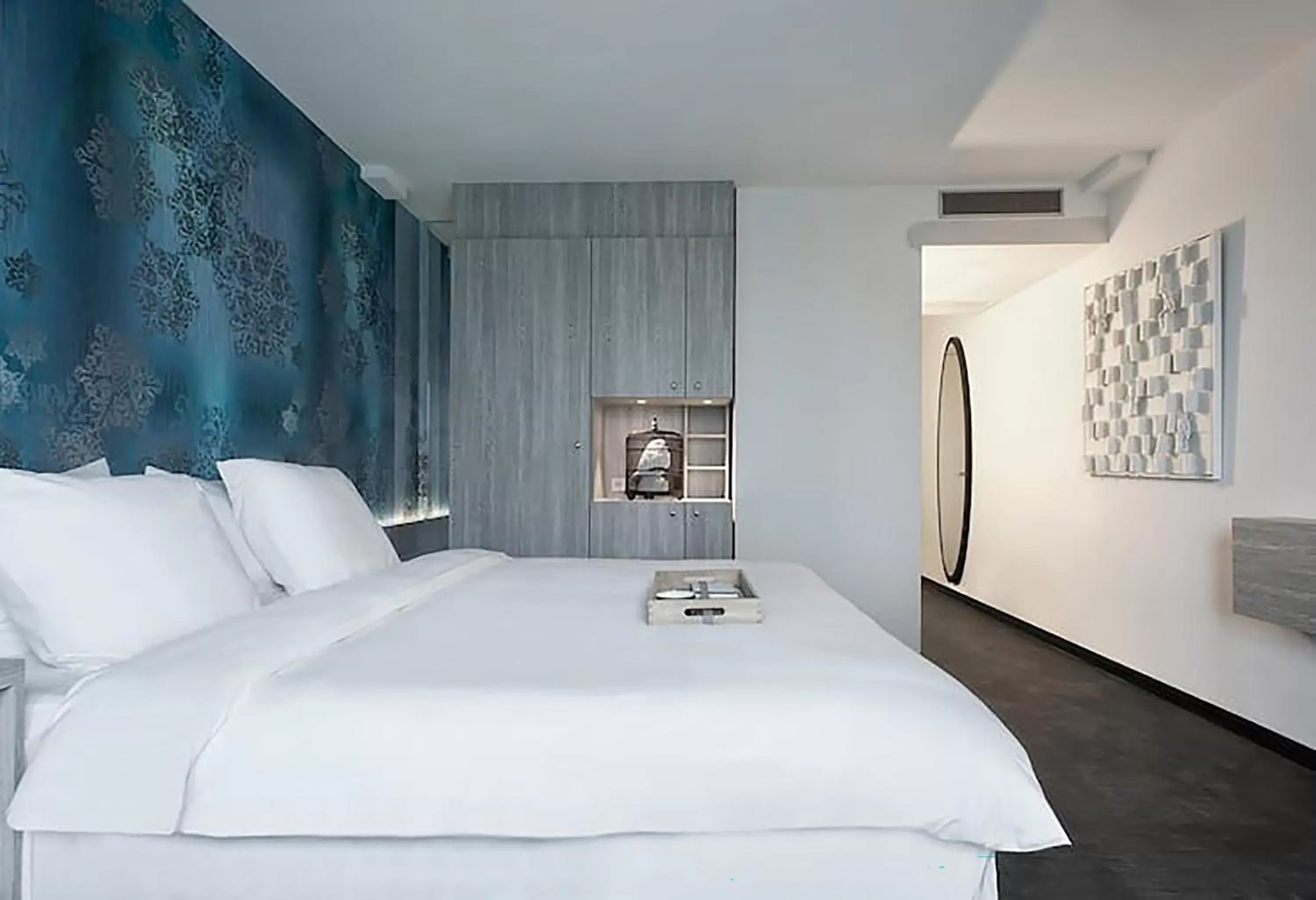 Bedroom, Bed in Mainport Design Hotel