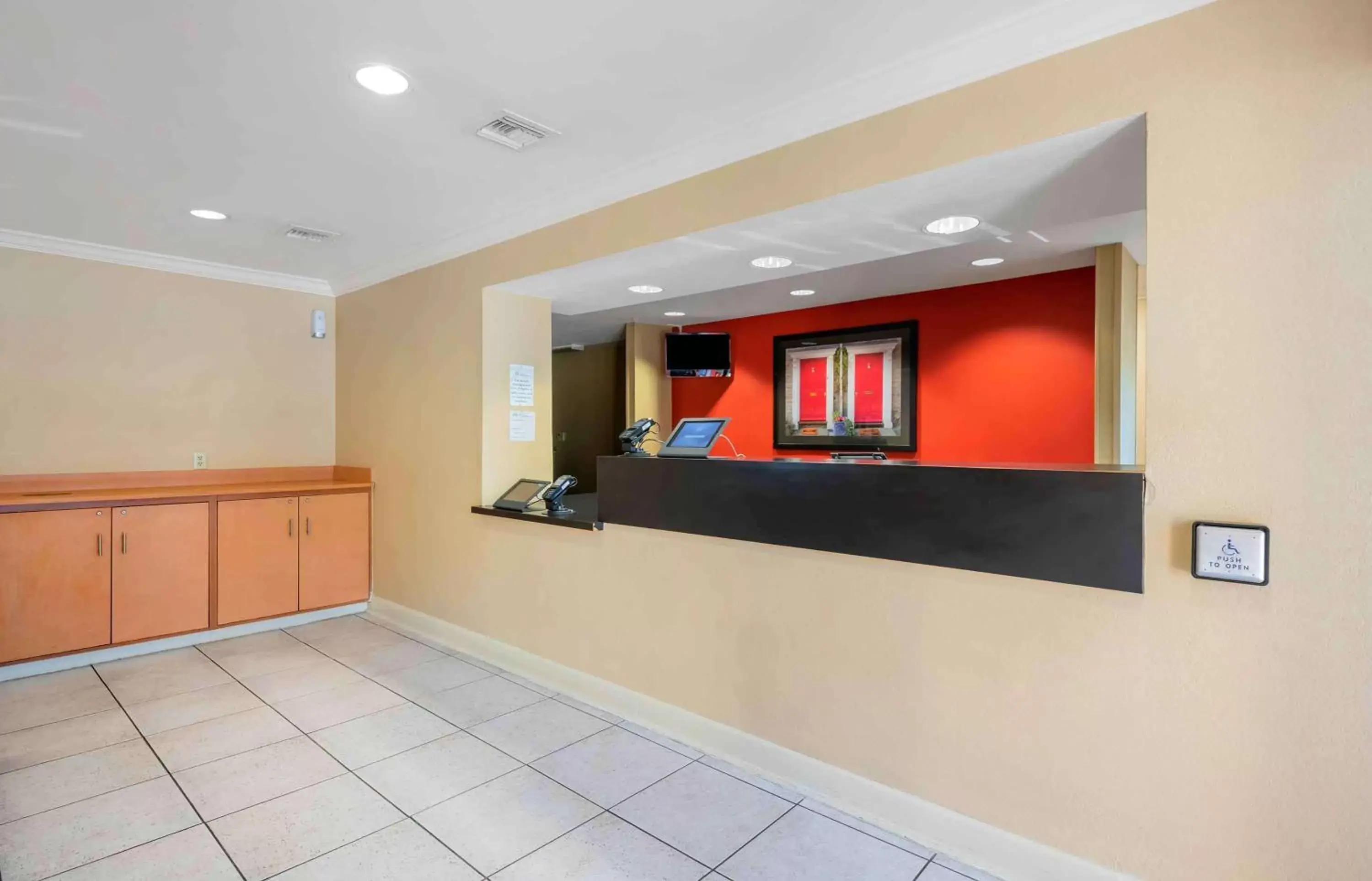 Lobby or reception, Lobby/Reception in Extended Stay America Suites - West Palm Beach - Northpoint Corporate Park