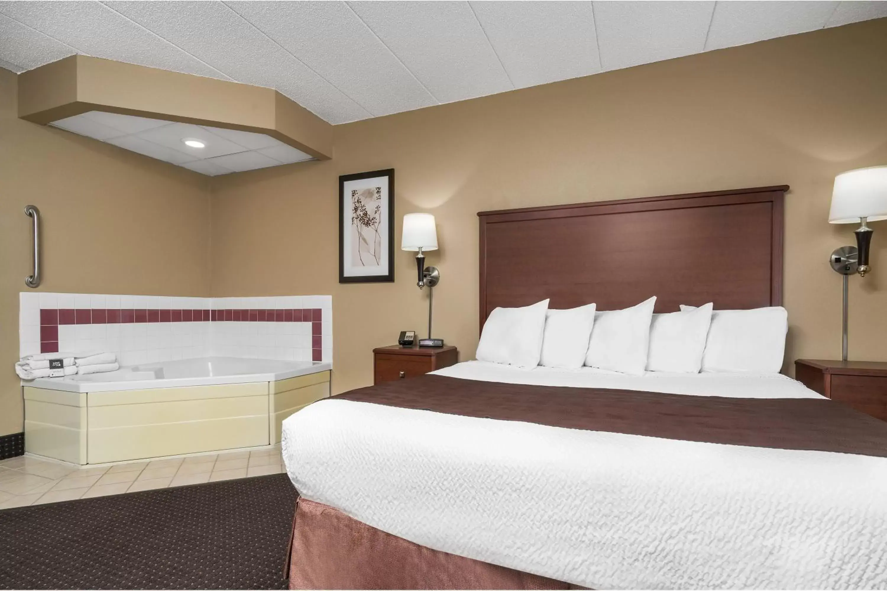 Photo of the whole room, Room Photo in AmericInn by Wyndham Lake City