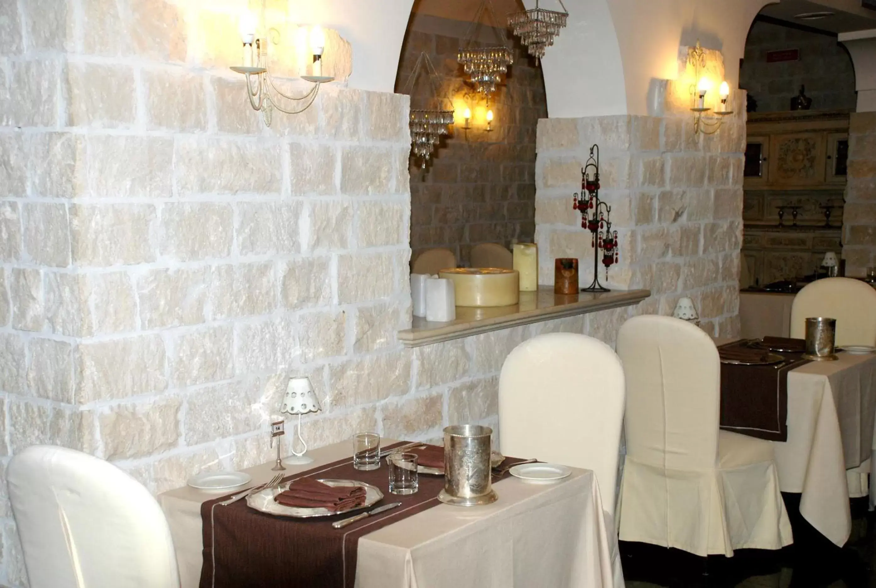 Restaurant/places to eat, Kitchen/Kitchenette in Hotel Villa del Bosco