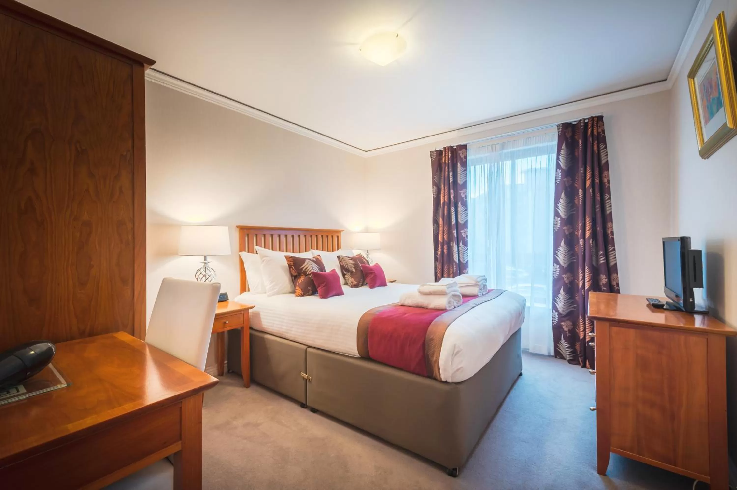 Bed in The Knight Residence by Mansley