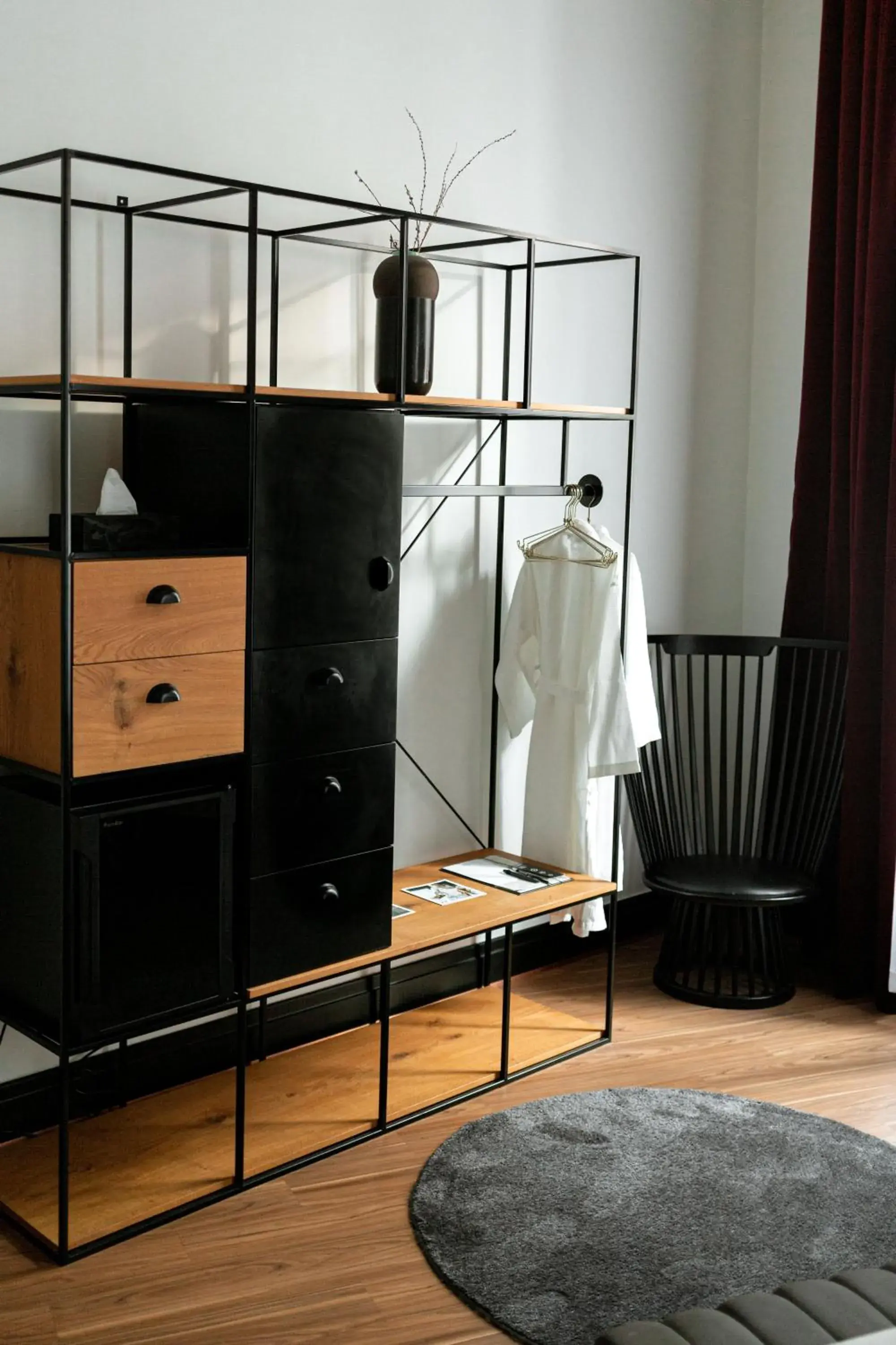 wardrobe, Bathroom in Hotel Rum Budapest