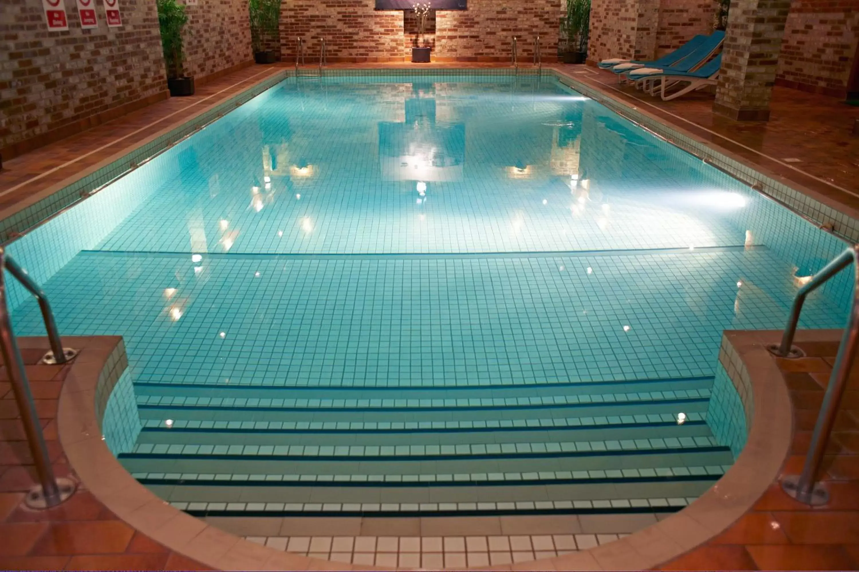 Swimming Pool in Flackley Ash Hotel & Restaurant