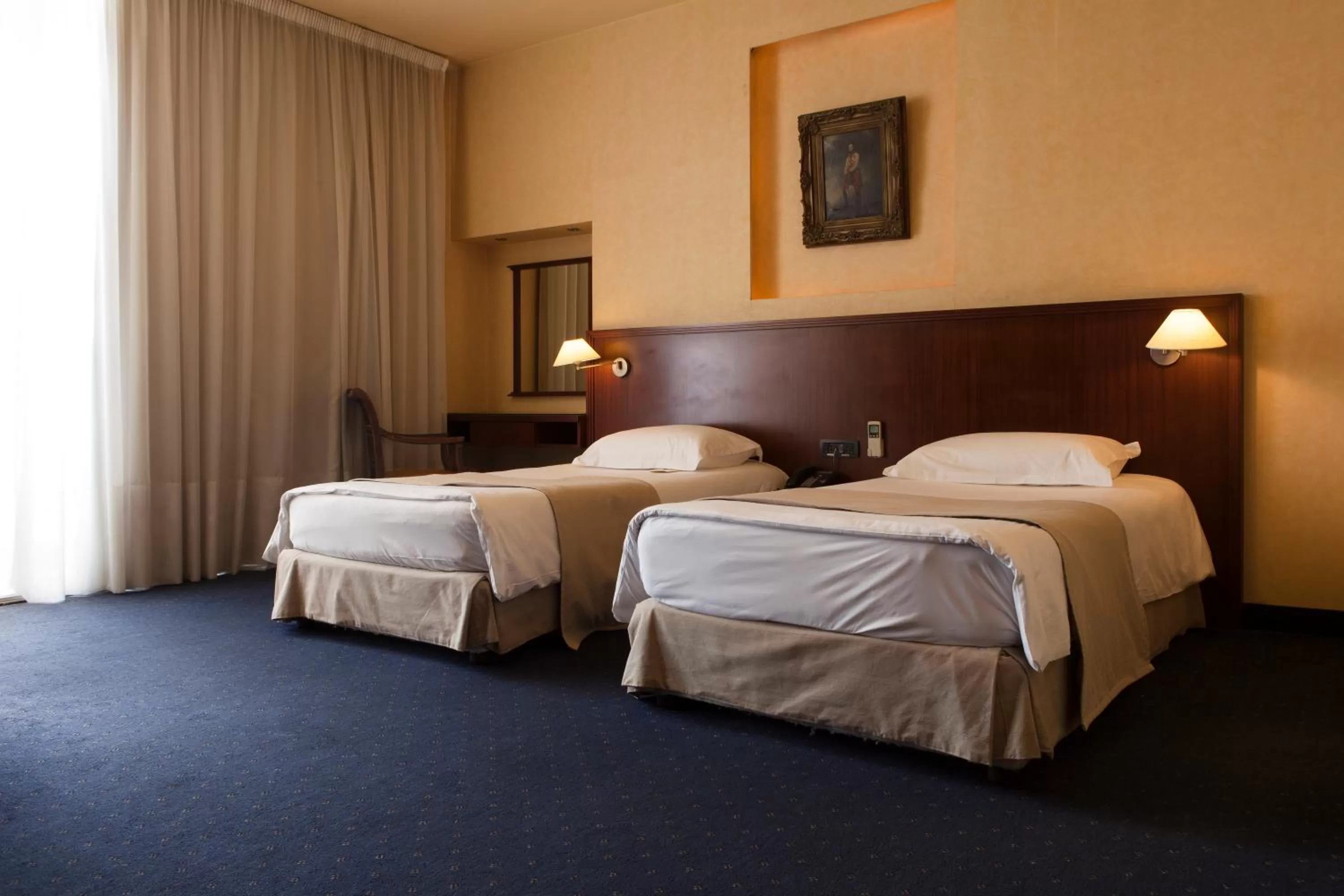 Day, Bed in The Mayflower Hotel