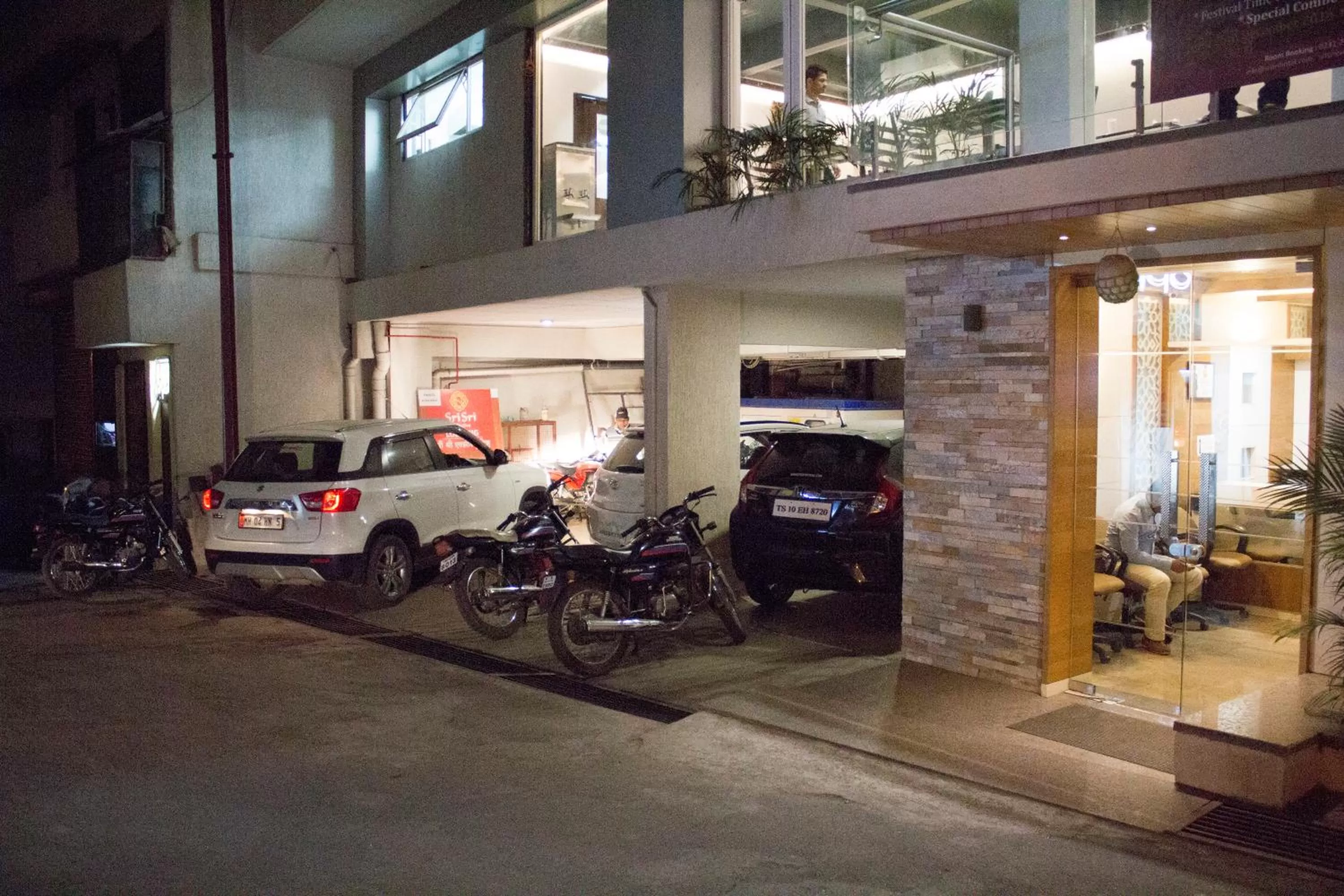 Property building in Hotel SRI SRI EXECUTIVE KOLHAPUR NEAR MAHALAXMI TEMPLE