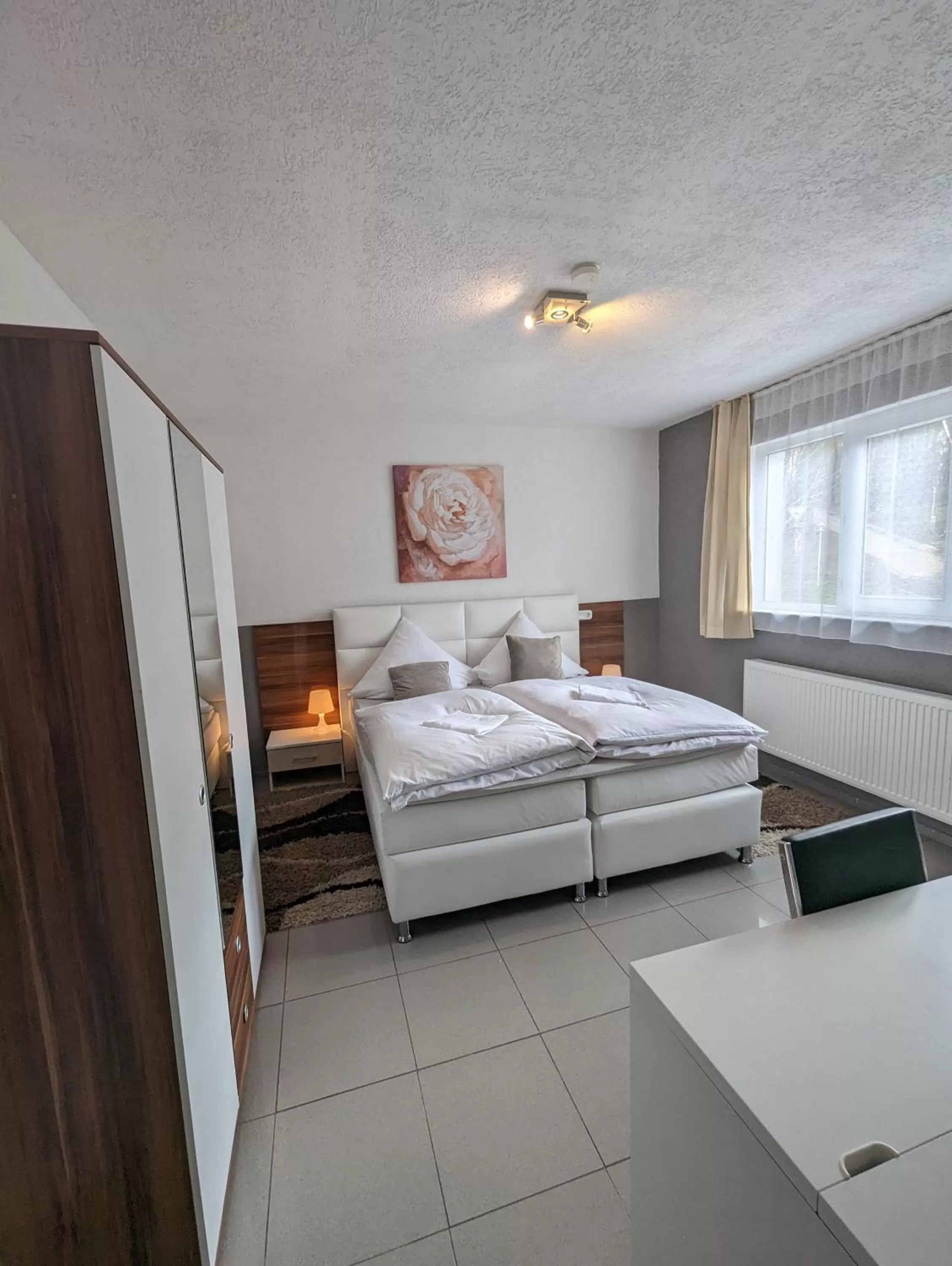 Bed in Hotel Eiserner Anton