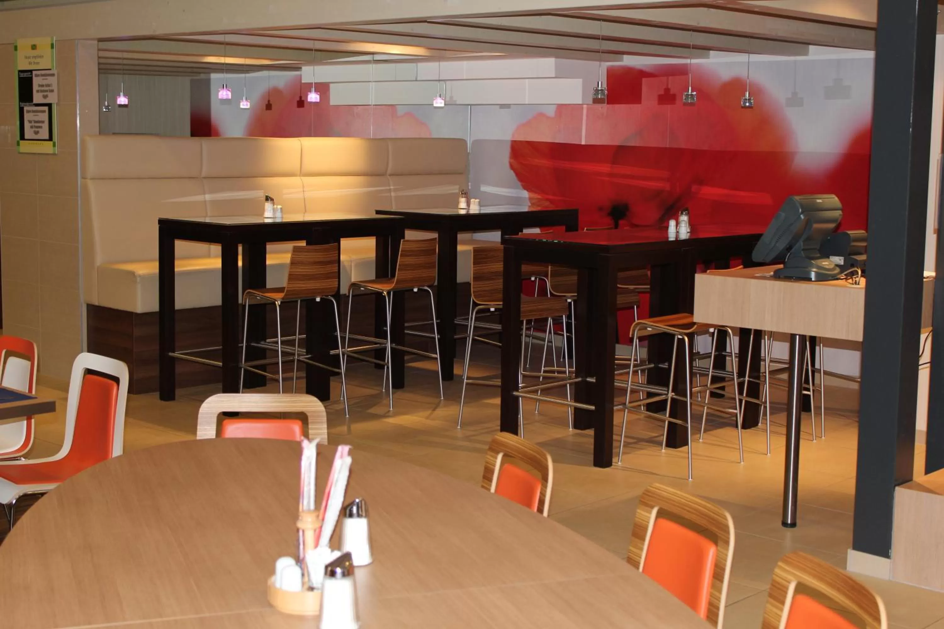 Lounge or bar in Ibis Wien Messe