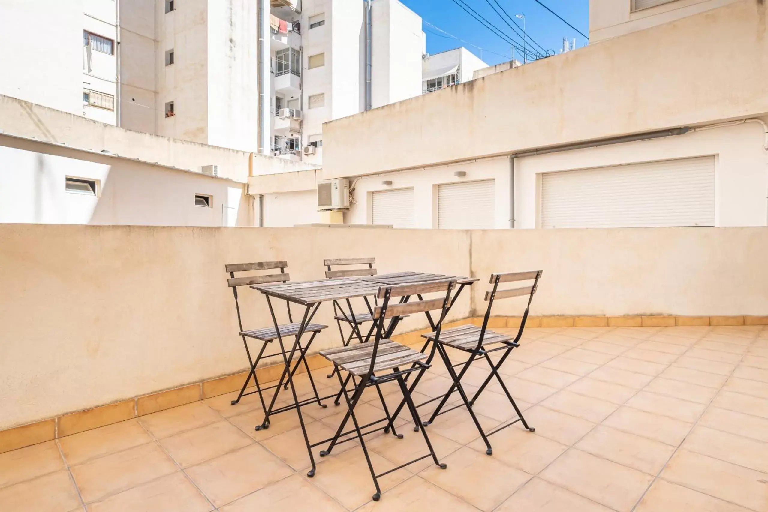 Patio in Apartamentos La Rosita Old Town