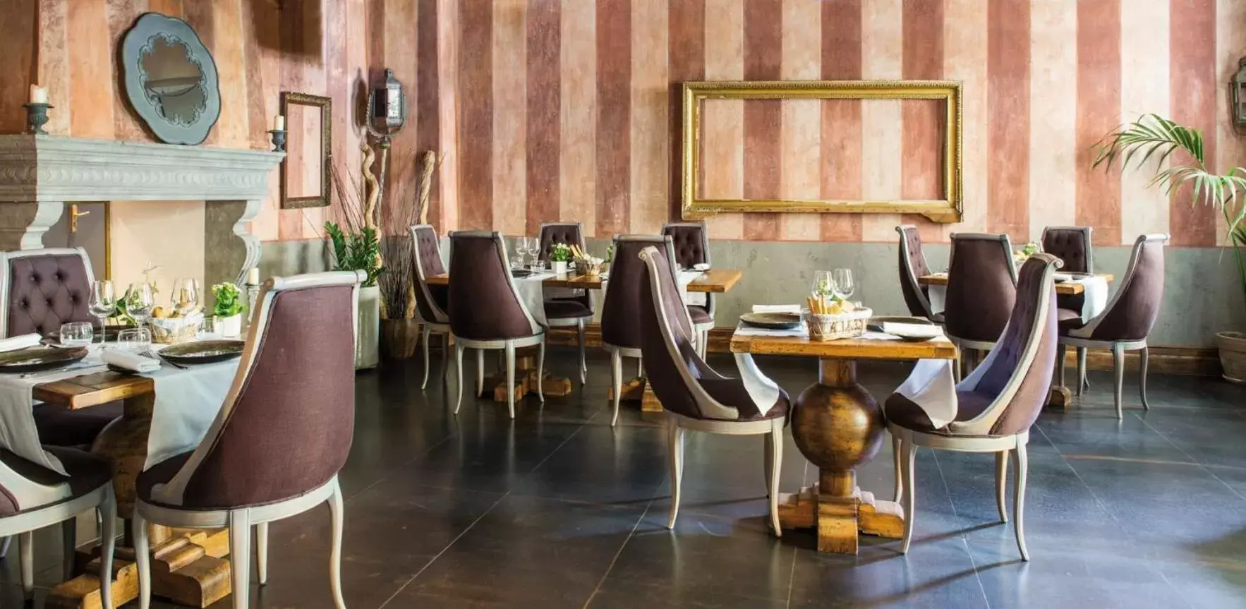 Restaurant/Places to Eat in Boscolo Lyon Hotel & Spa