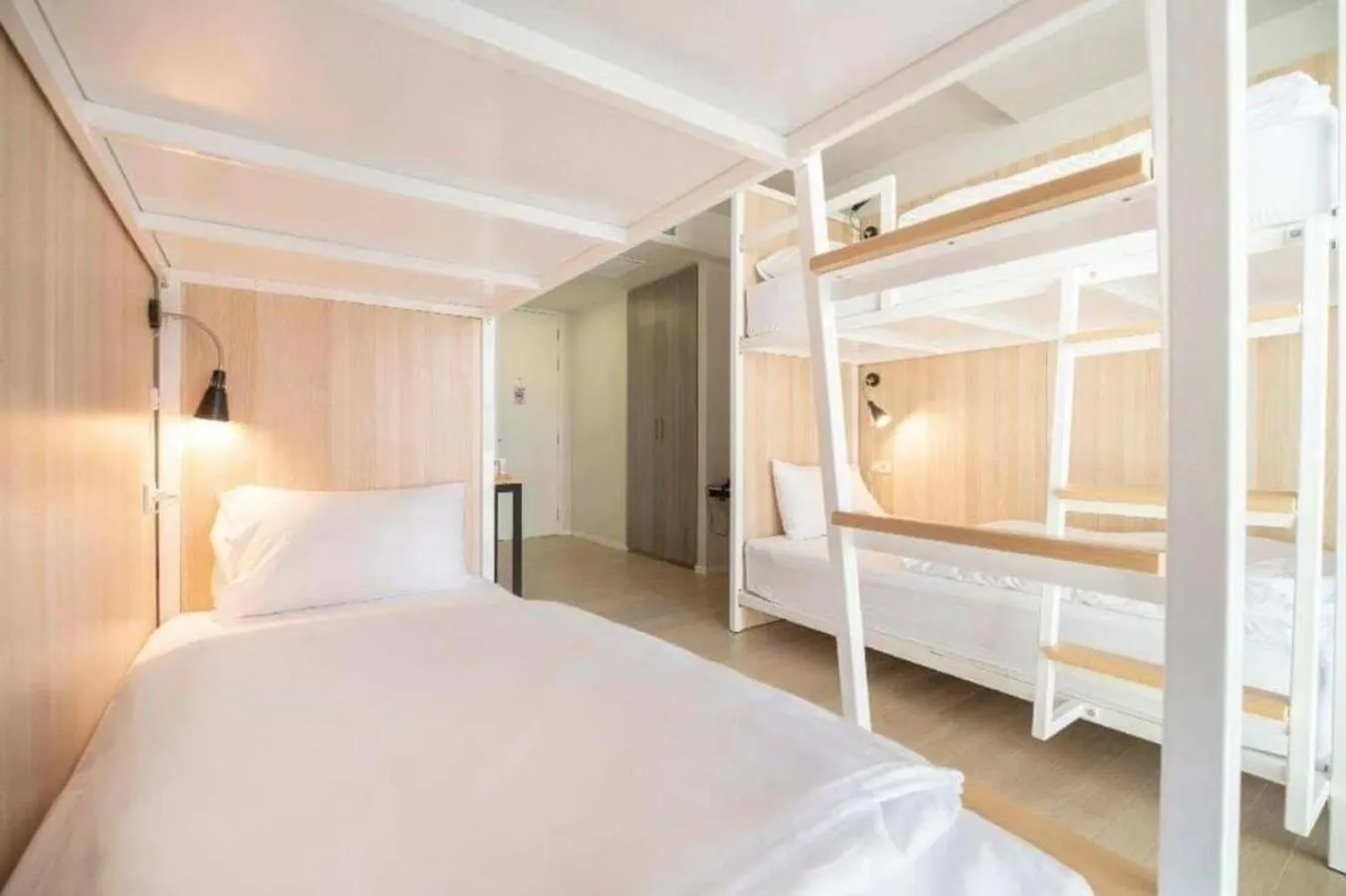 Bed in Kitzio House Hotel Huai Kwang