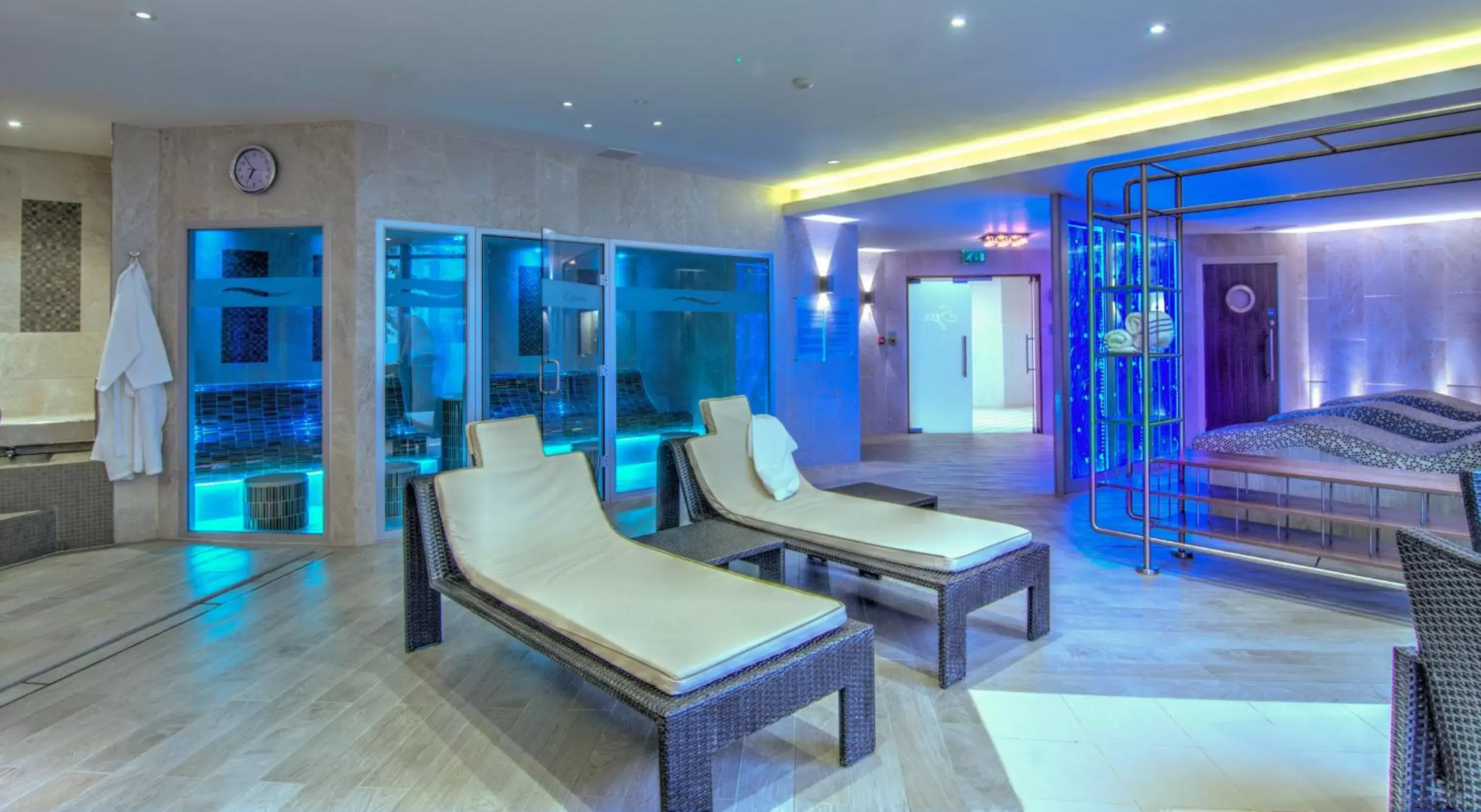 Steam room in China Fleet Country Club