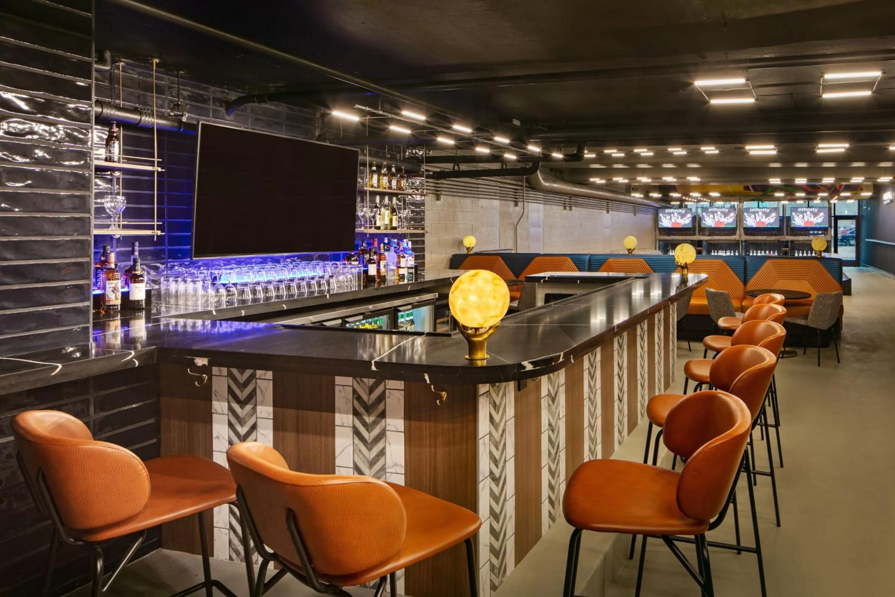 Restaurant/places to eat in Philadelphia Marriott Downtown