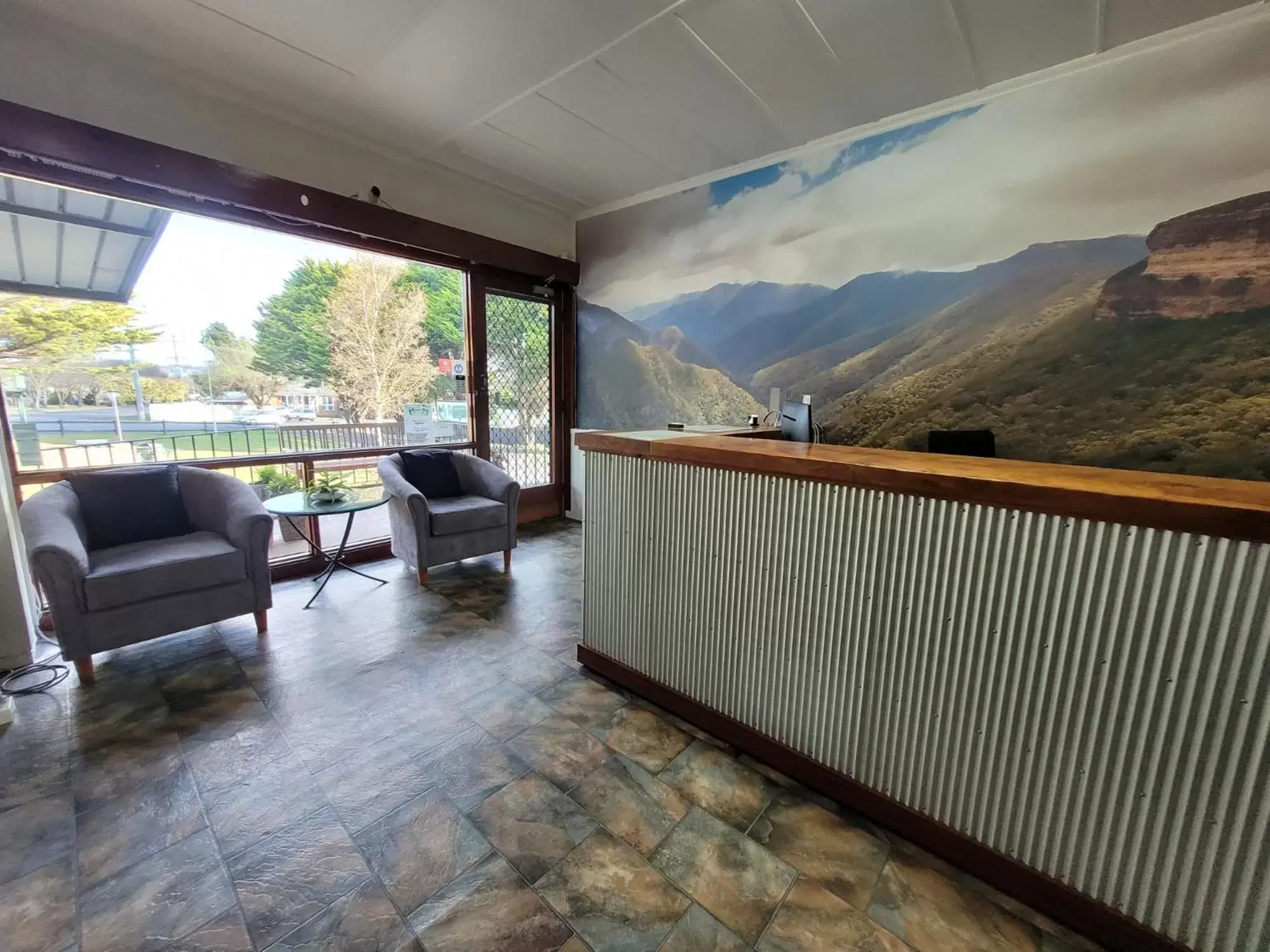 Property building in Titania Motel Property building in Titania Motel