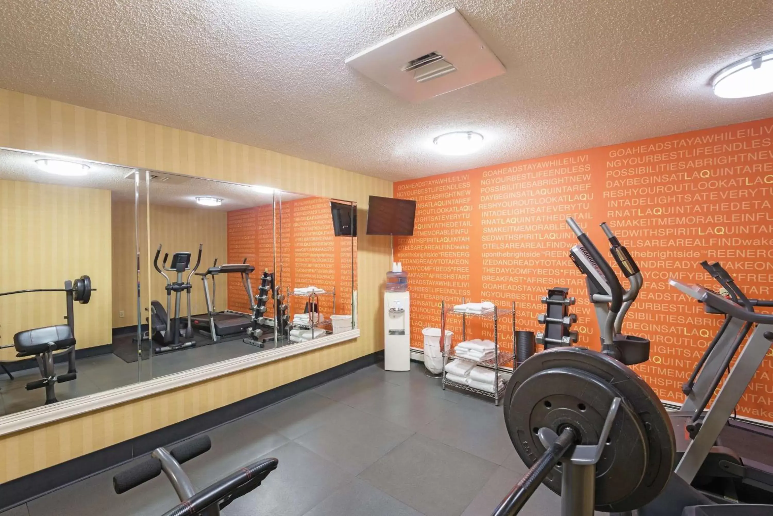 Fitness centre/facilities, Fitness Center/Facilities in La Quinta Inn by Wyndham Buffalo Airport