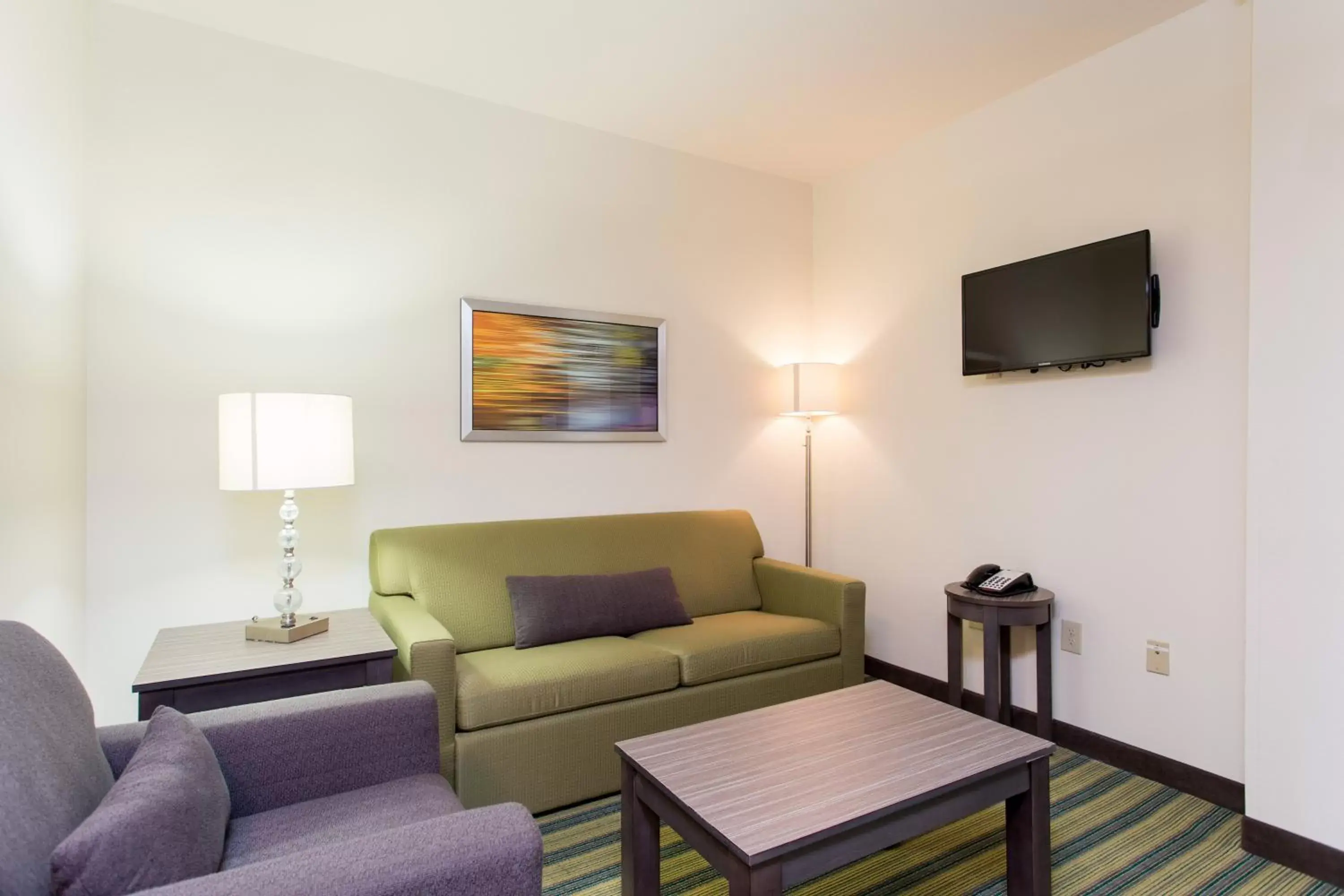 Photo of the whole room, Seating Area in Holiday Inn Texarkana Arkansas Convention Center, an IHG Hotel