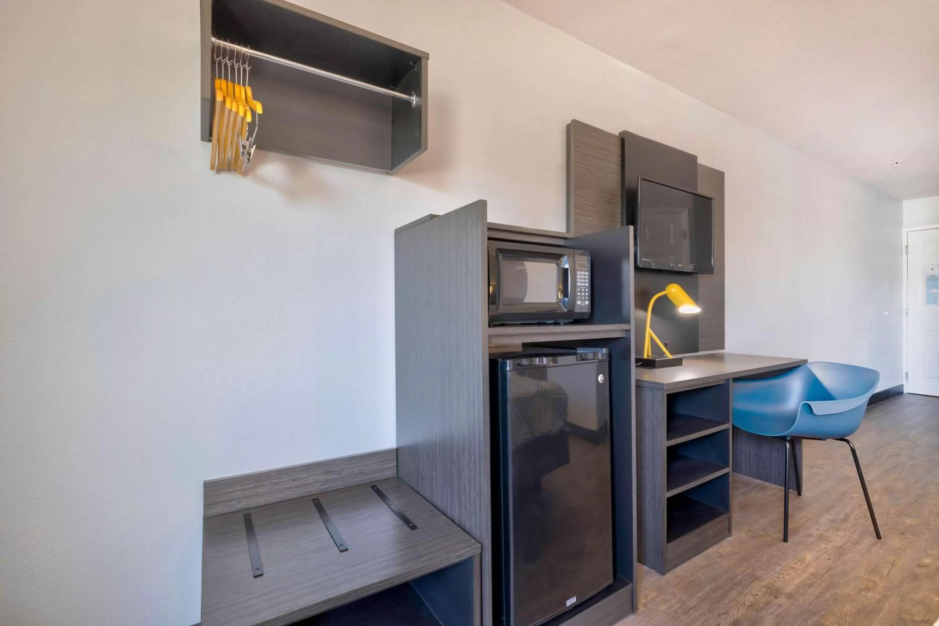 Bedroom in Motel 6-Norman, OK