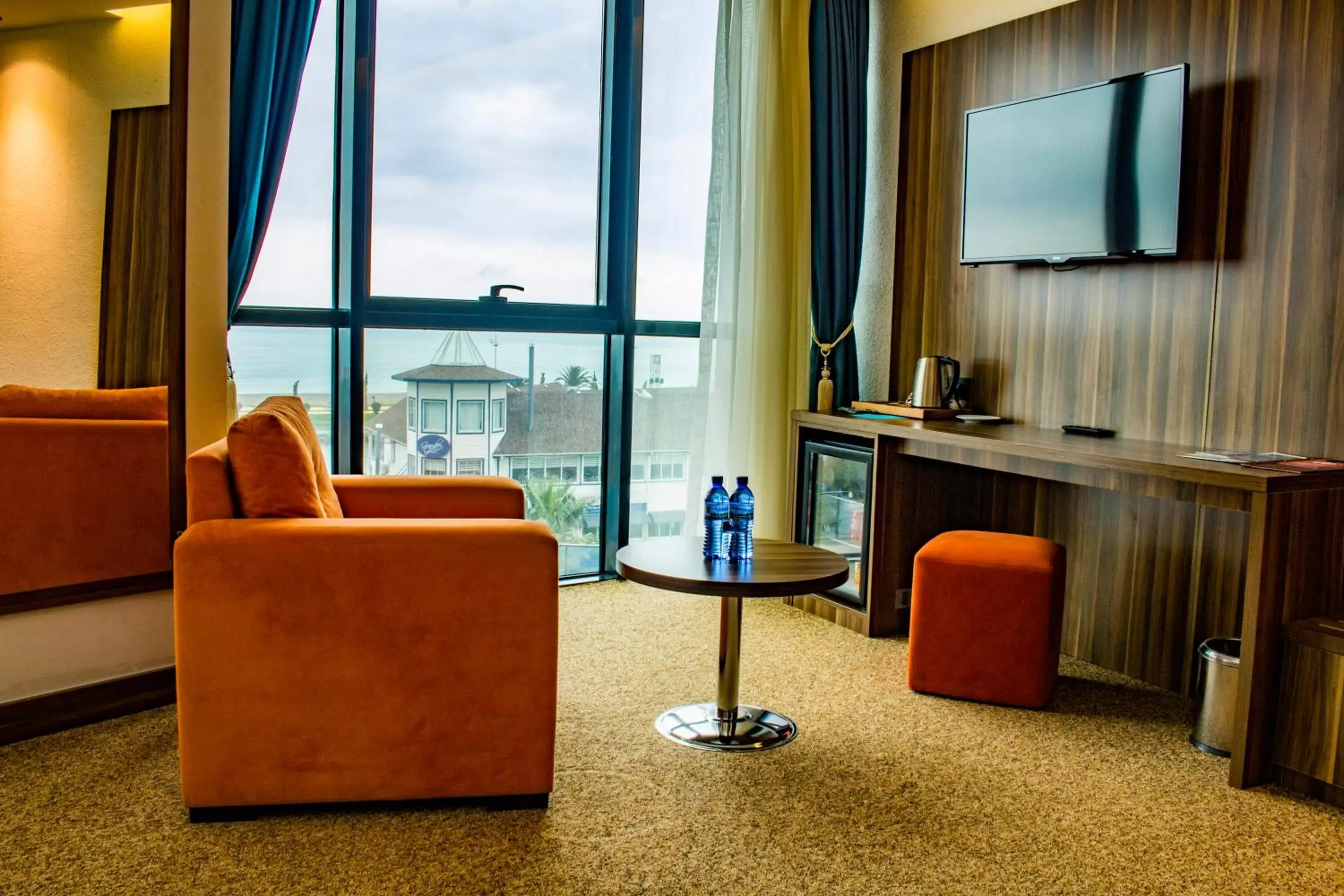 City view, Seating Area in Sky Tower Hotel