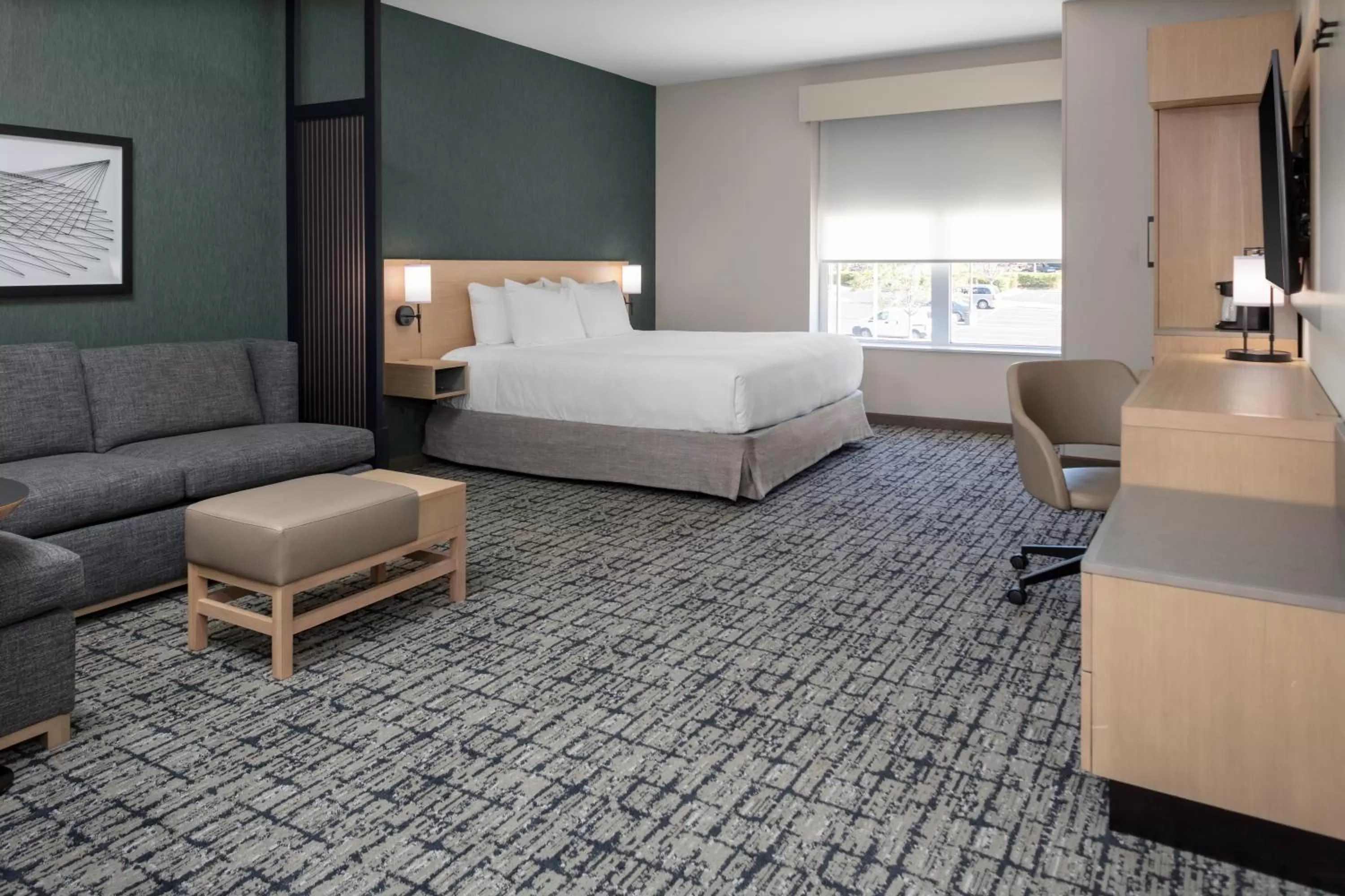 Photo of the whole room, Bed in Hyatt Place Charlotte University