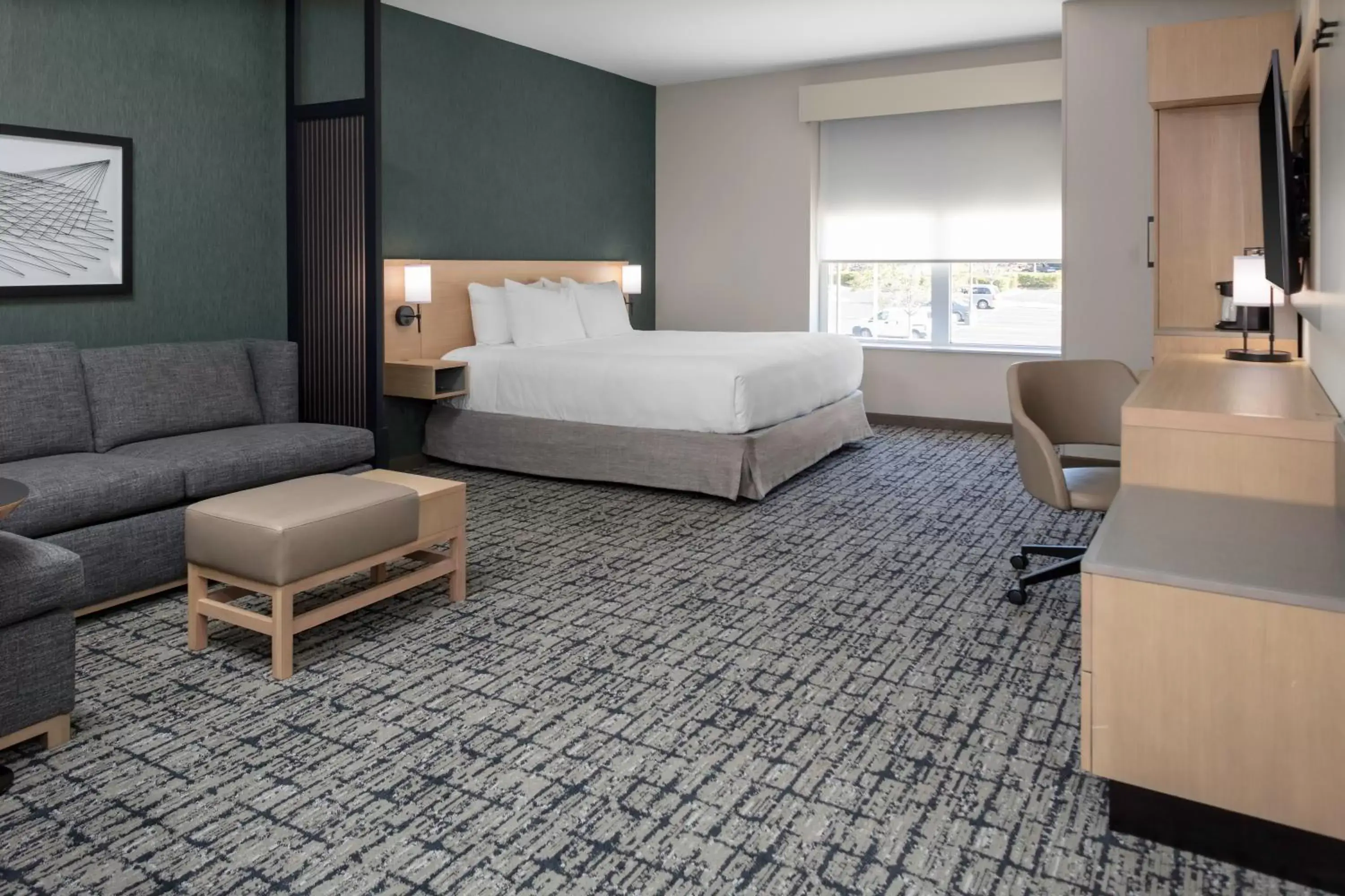 Photo of the whole room, Bed in Hyatt Place Charlotte University Photo of the whole room, Bed in Hyatt Place Charlotte University