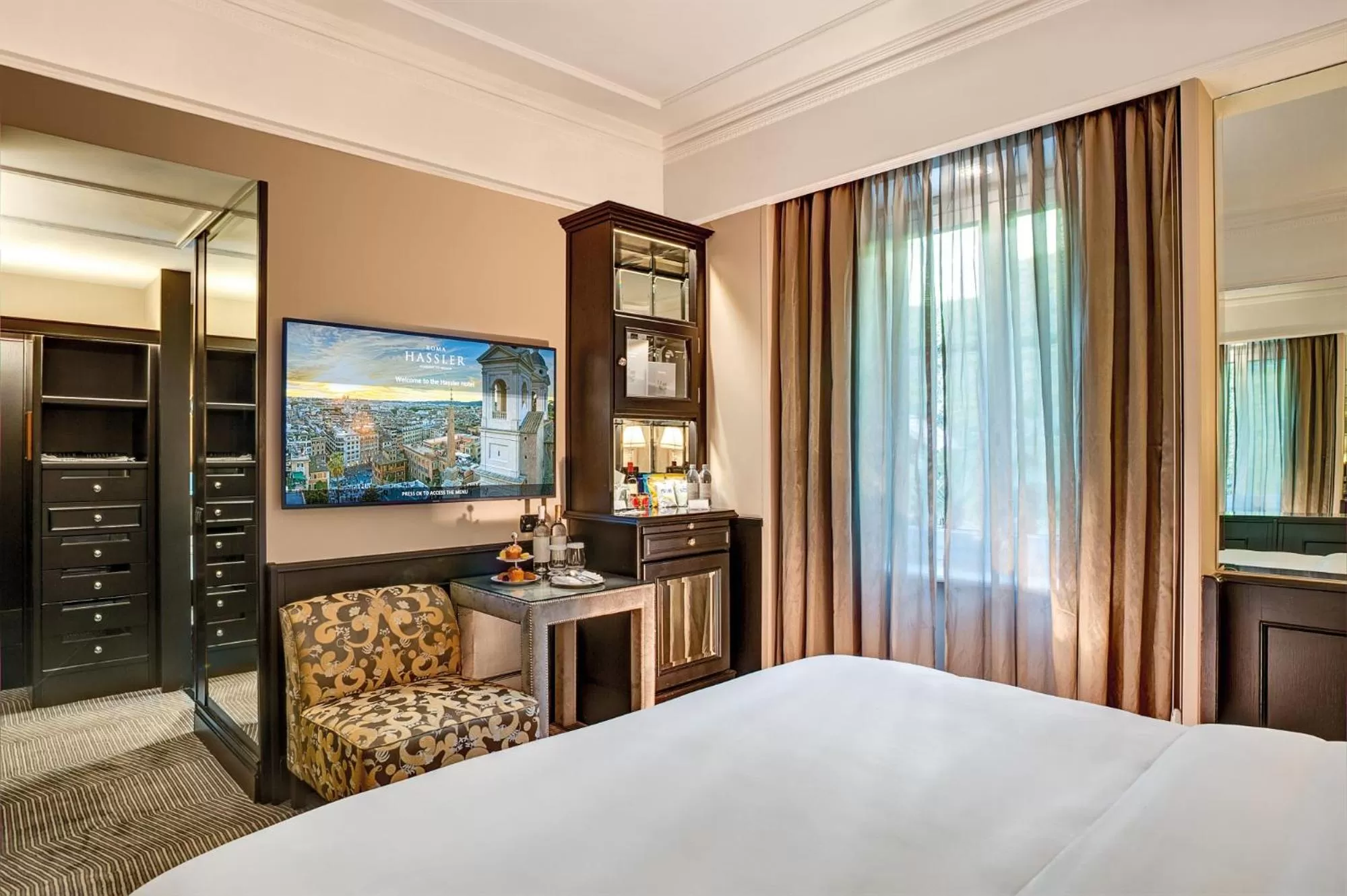 Bedroom, Bed in Hassler Roma